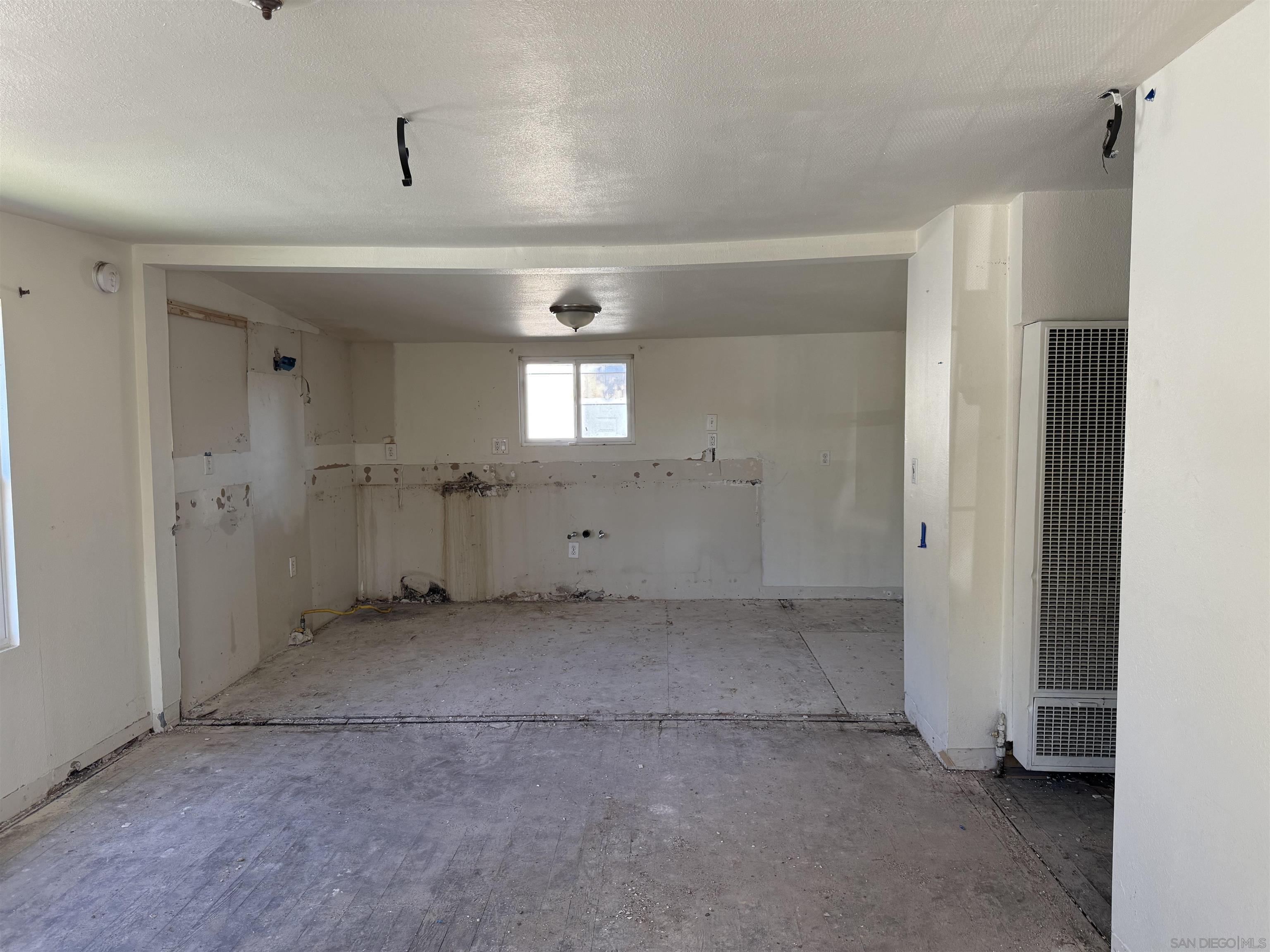 Detail Gallery Image 8 of 16 For 4020-22  Dwight Street, San Diego,  CA 92105 - – Beds | – Baths