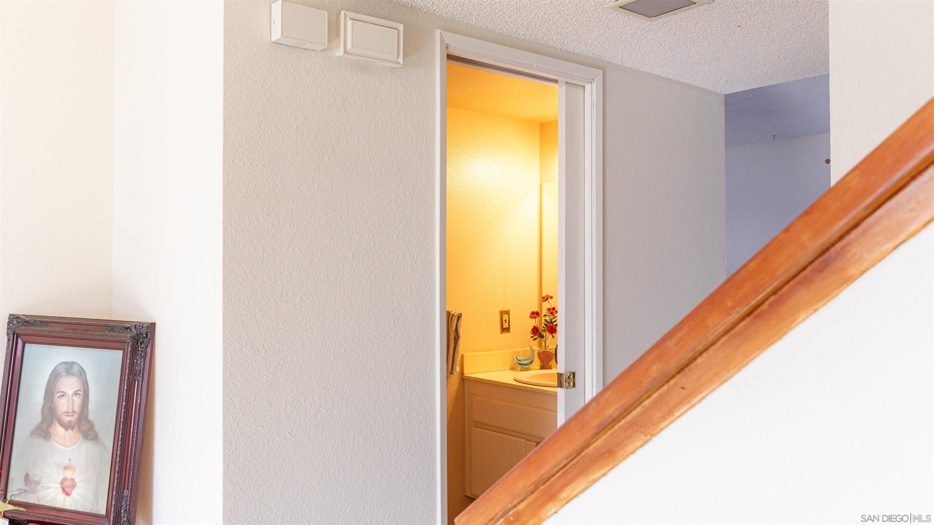 Detail Gallery Image 11 of 33 For 7483  Tooma St  #B,  San Diego,  CA 92139 - 3 Beds | 2/1 Baths