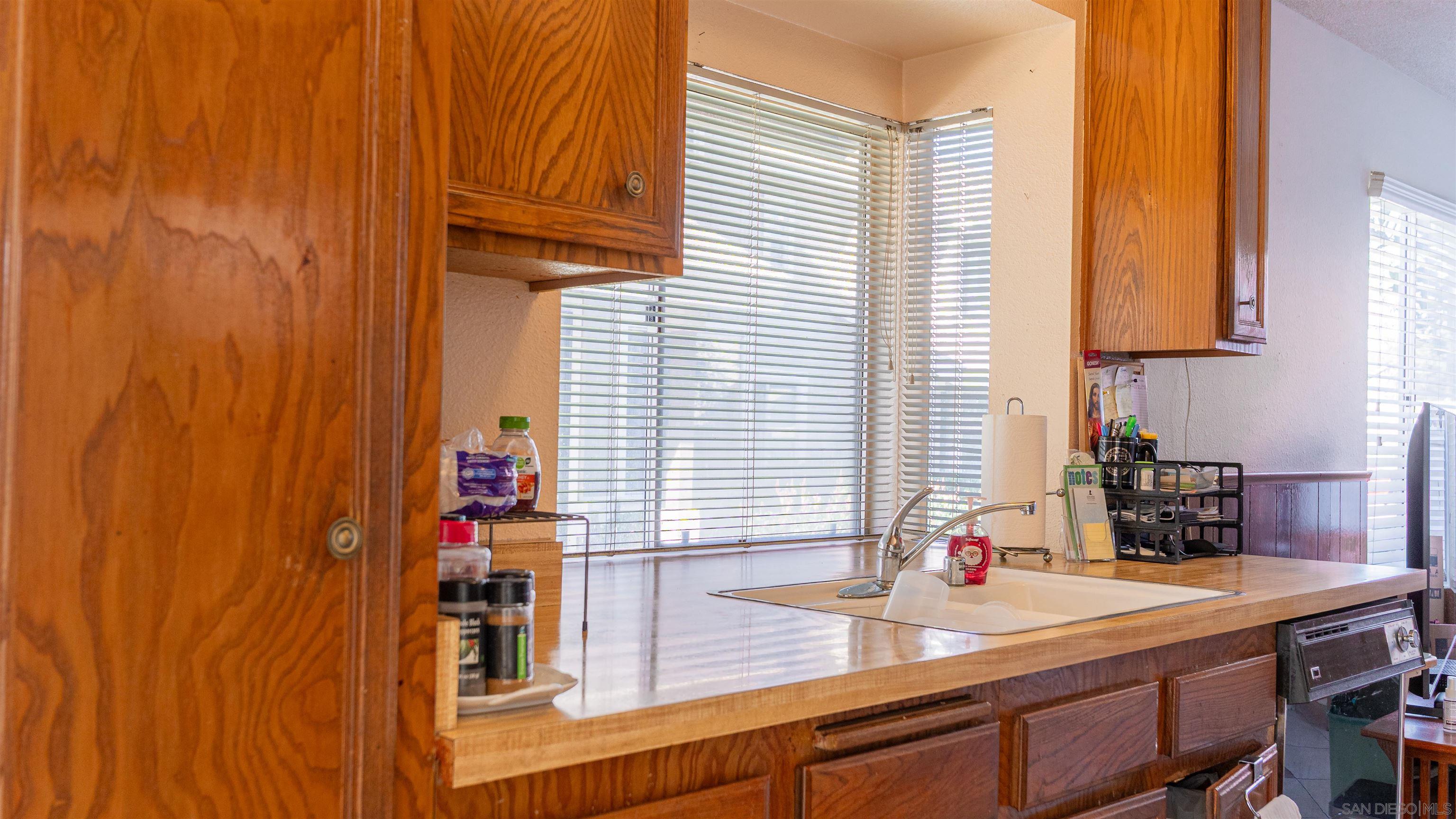 Detail Gallery Image 20 of 33 For 7483  Tooma St  #B,  San Diego,  CA 92139 - 3 Beds | 2/1 Baths