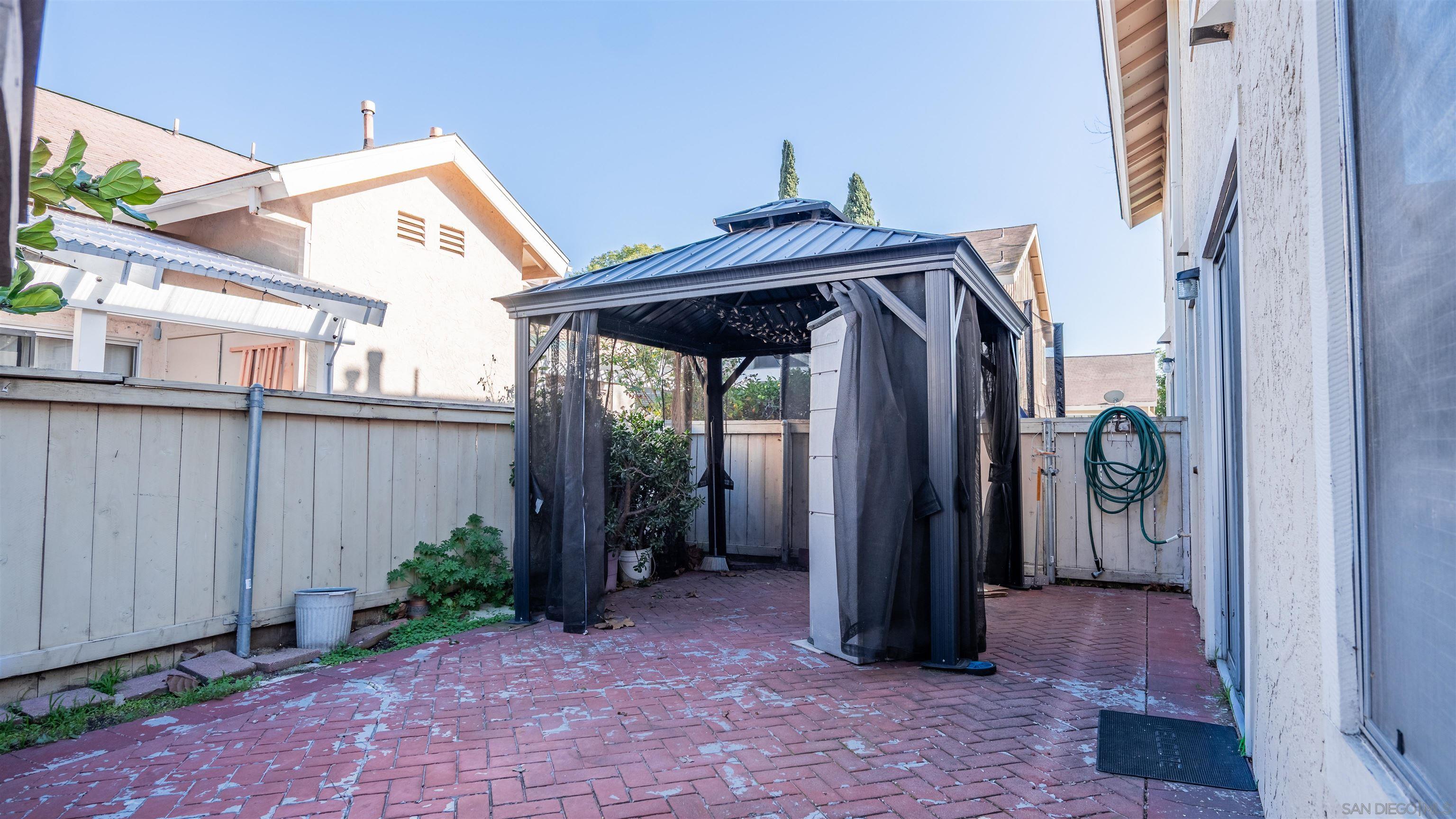 Detail Gallery Image 4 of 33 For 7483  Tooma St  #B,  San Diego,  CA 92139 - 3 Beds | 2/1 Baths