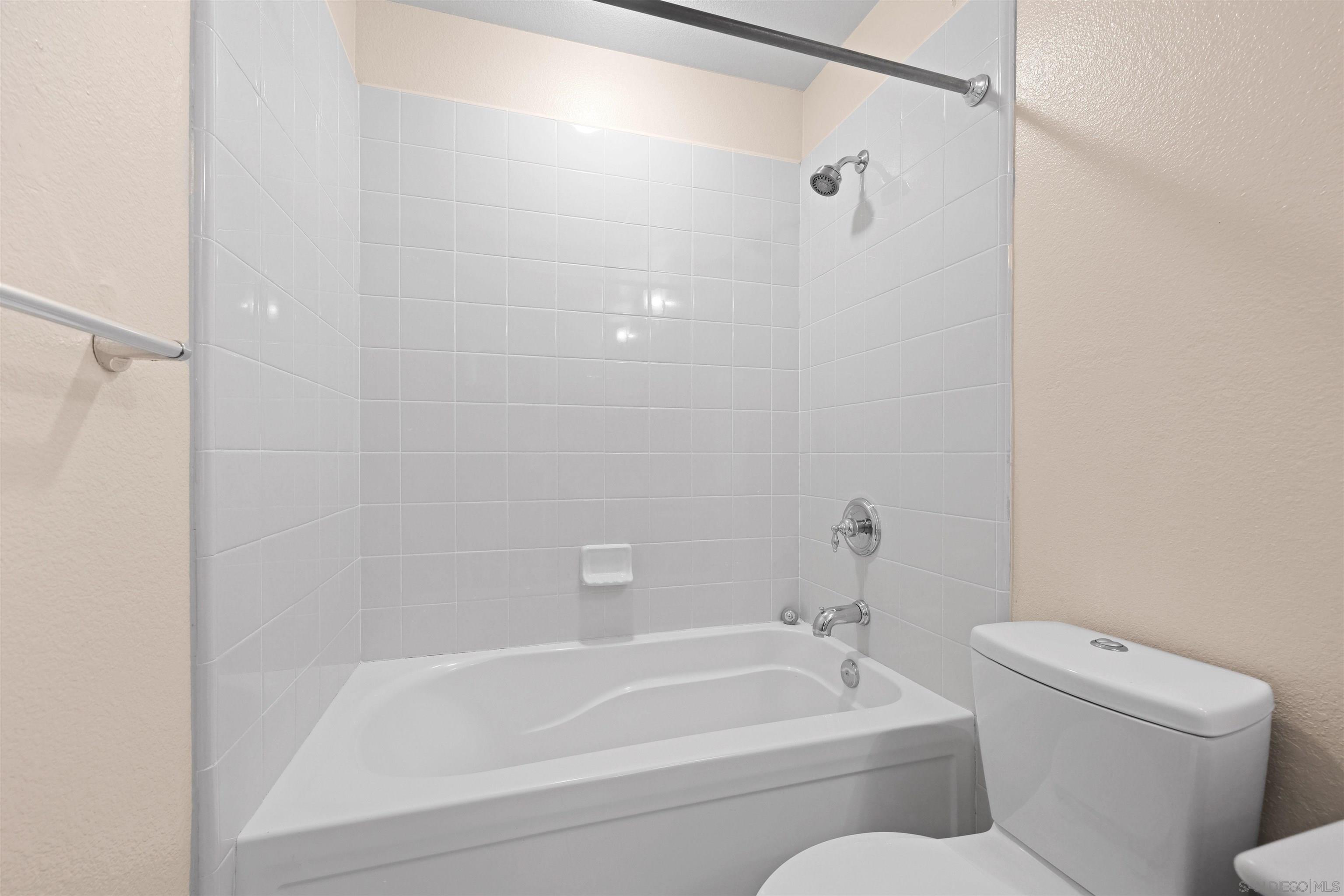 Detail Gallery Image 22 of 42 For 2132  Copper Leaf Ct, Chula Vista,  CA 91915 - 4 Beds | 3 Baths