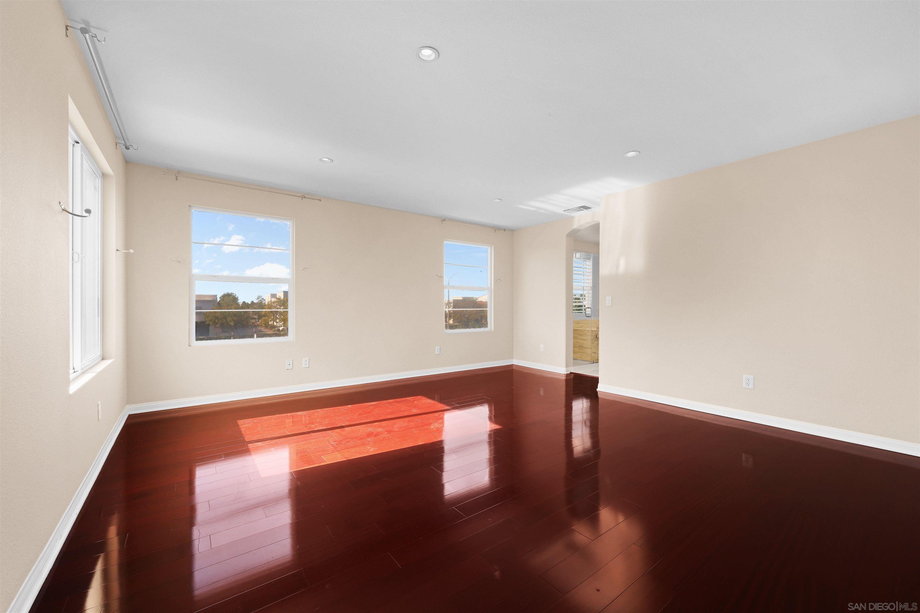 Detail Gallery Image 28 of 42 For 2132  Copper Leaf Ct, Chula Vista,  CA 91915 - 4 Beds | 3 Baths