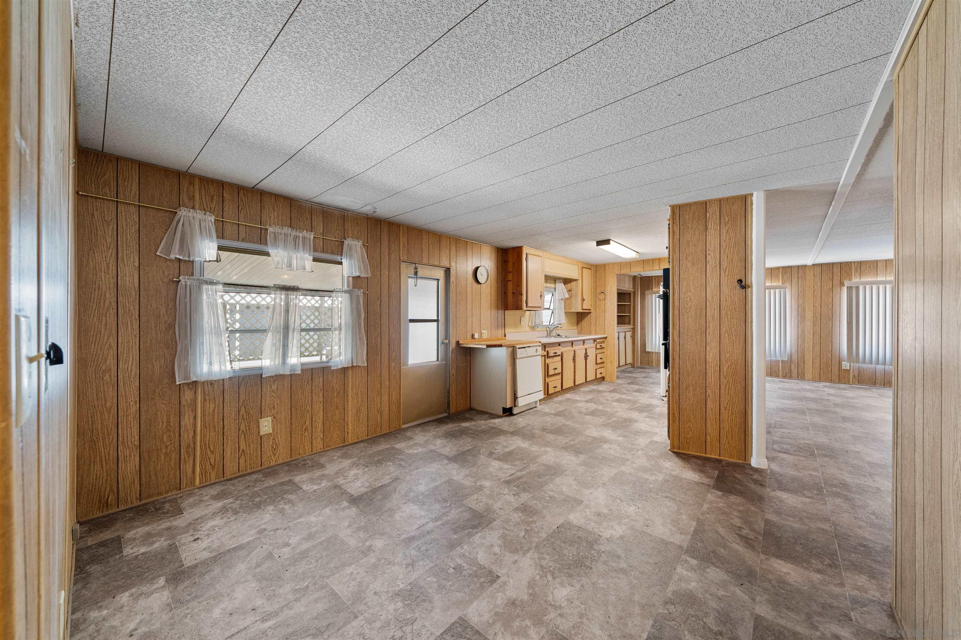 Detail Gallery Image 11 of 29 For 444 N El Camino Real  Spc 42, Encinitas,  CA 92024 - 3 Beds | 2 Baths