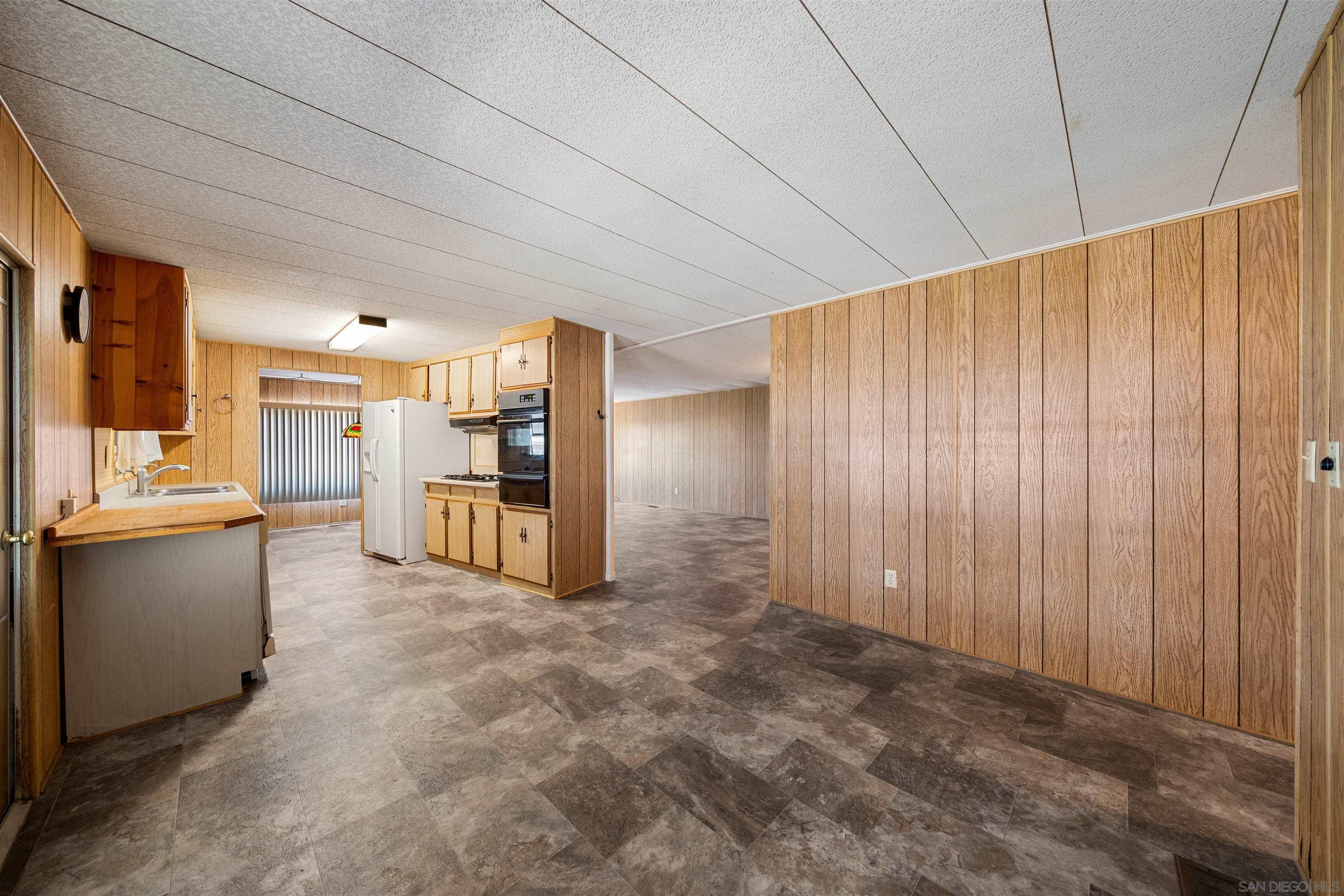 Detail Gallery Image 12 of 29 For 444 N El Camino Real  Spc 42, Encinitas,  CA 92024 - 3 Beds | 2 Baths