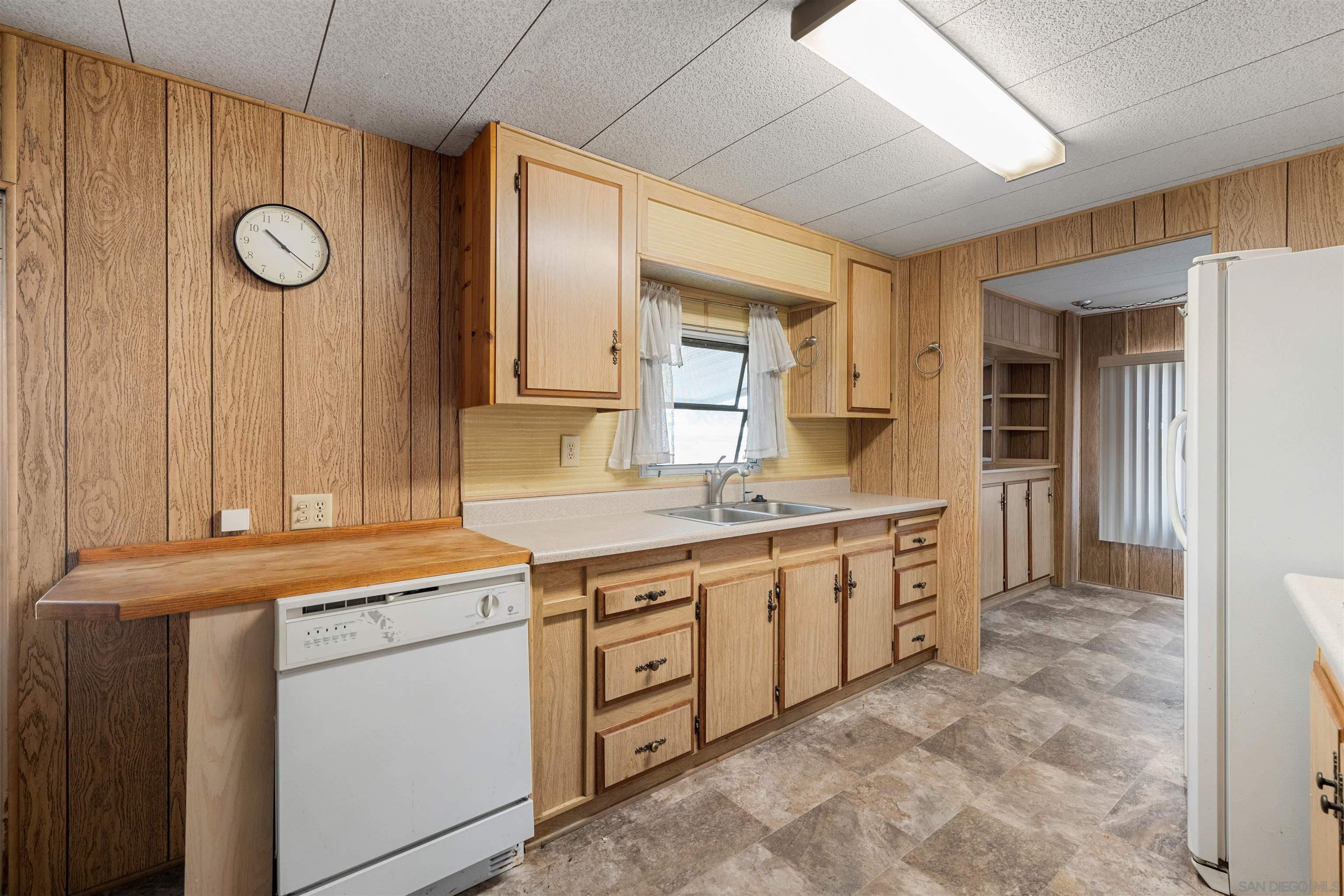 Detail Gallery Image 7 of 29 For 444 N El Camino Real  Spc 42, Encinitas,  CA 92024 - 3 Beds | 2 Baths