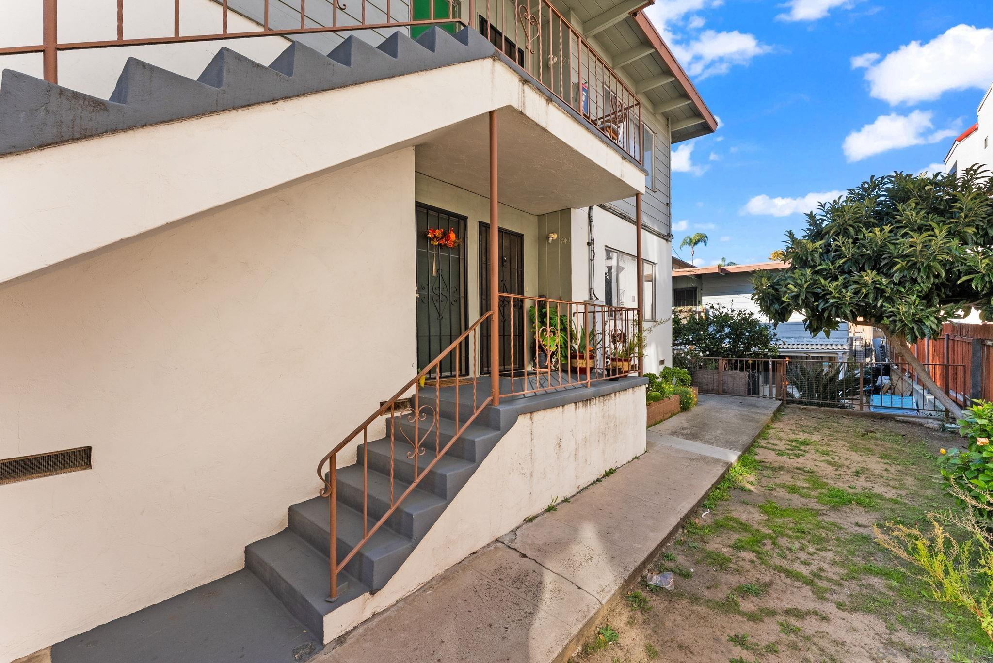 Detail Gallery Image 8 of 21 For 2774-80 E Broadway, San Diego,  CA 92102 - – Beds | – Baths