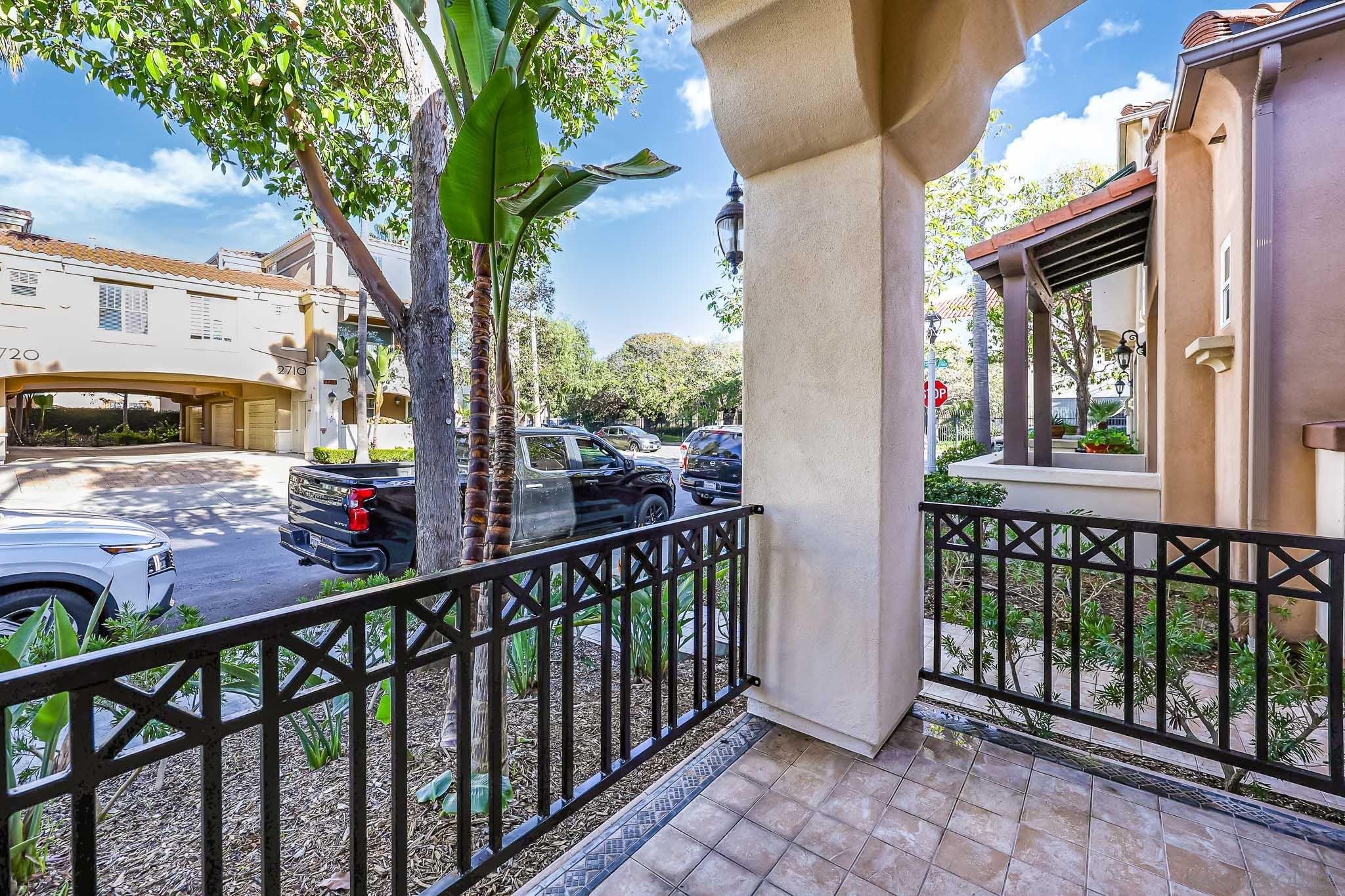 Detail Gallery Image 16 of 36 For 2717 E Evans Rd, San Diego,  CA 92106 - 3 Beds | 3 Baths