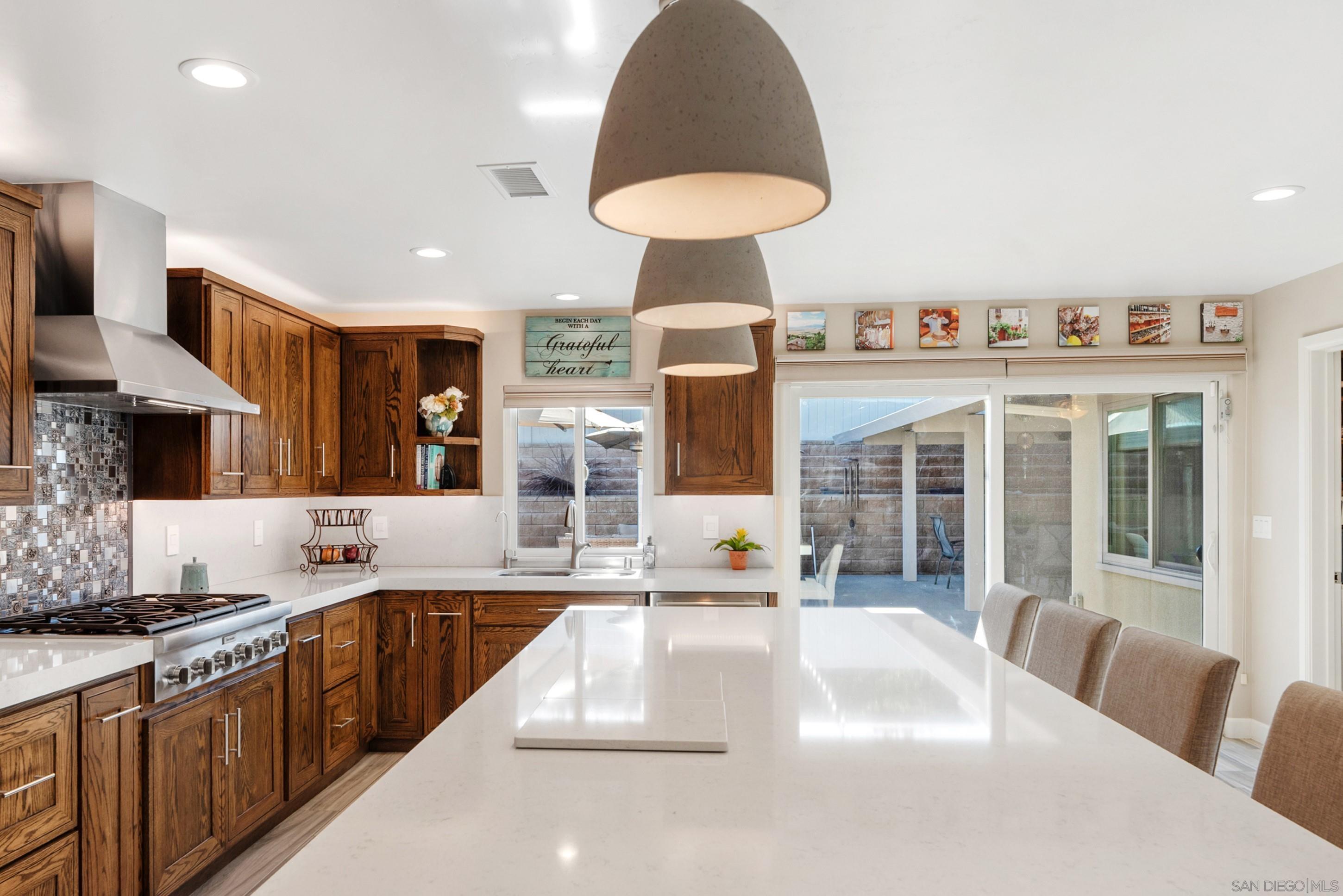 Detail Gallery Image 17 of 59 For 11941  Callado Rd, San Diego,  CA 92128 - 3 Beds | 2 Baths