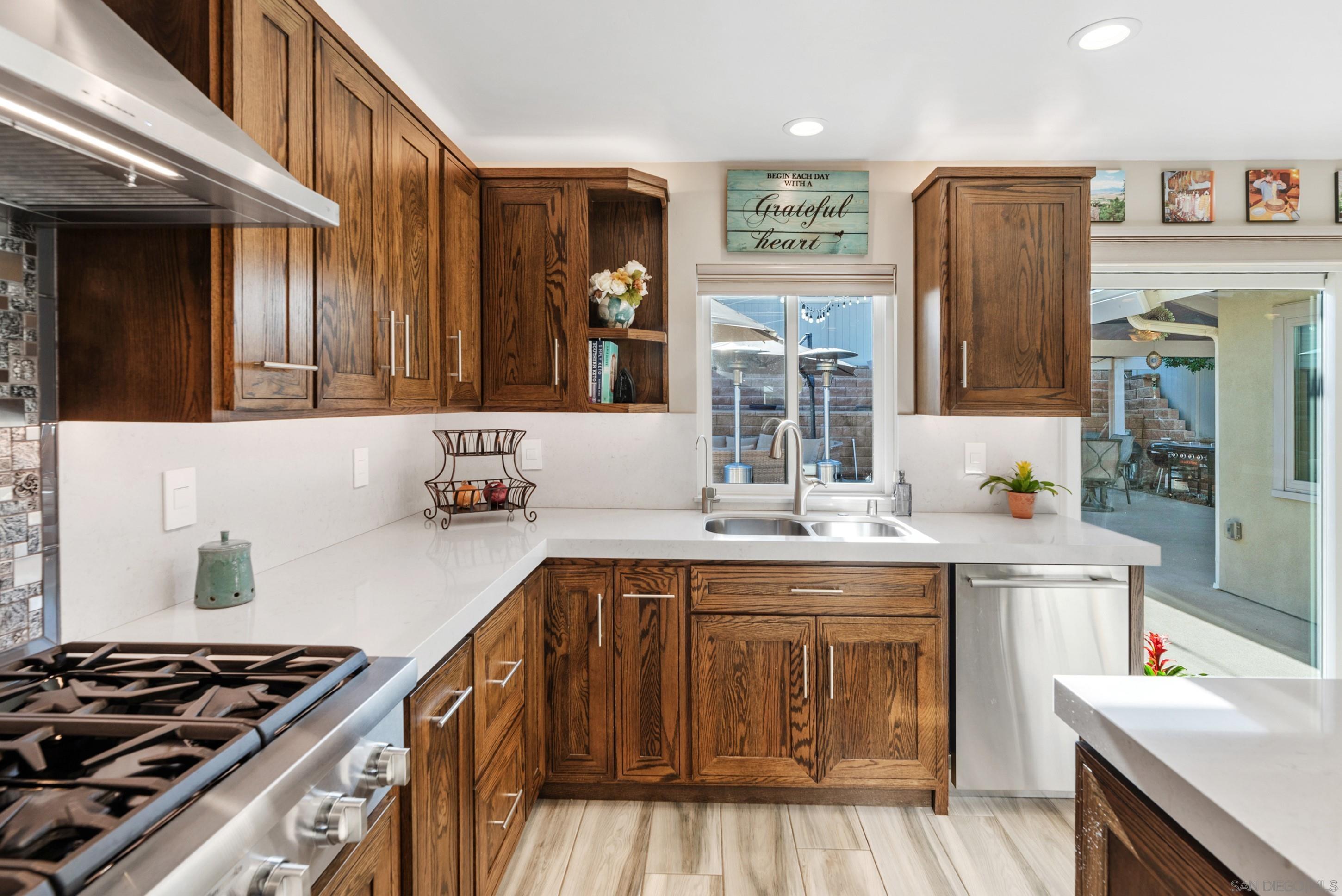 Detail Gallery Image 18 of 59 For 11941  Callado Rd, San Diego,  CA 92128 - 3 Beds | 2 Baths