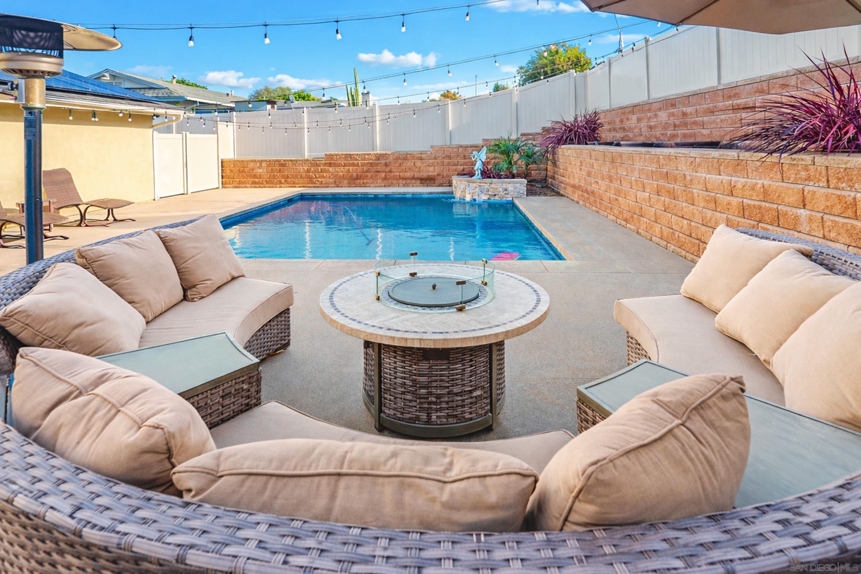 Detail Gallery Image 34 of 59 For 11941  Callado Rd, San Diego,  CA 92128 - 3 Beds | 2 Baths