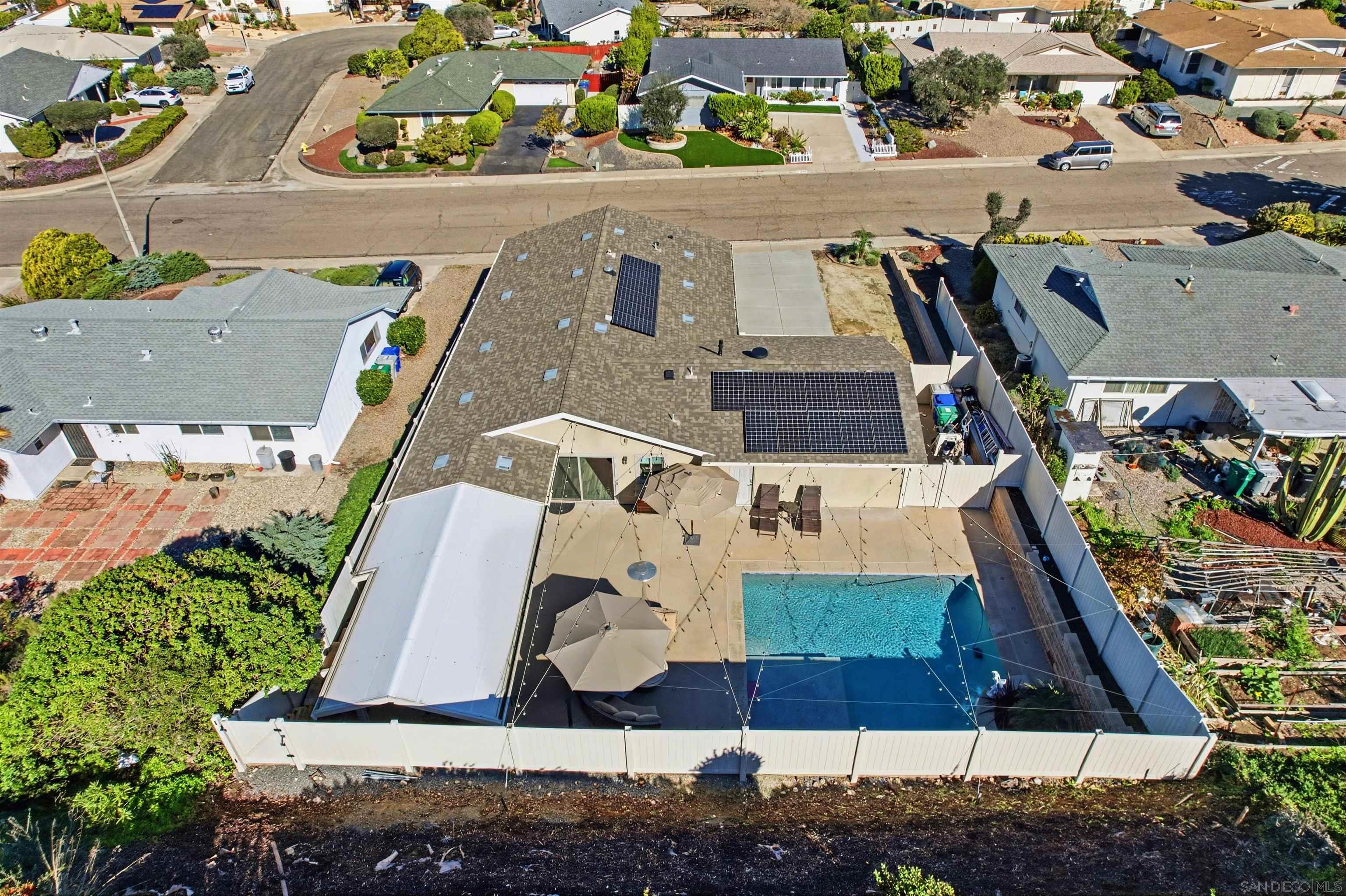 Detail Gallery Image 42 of 59 For 11941  Callado Rd, San Diego,  CA 92128 - 3 Beds | 2 Baths