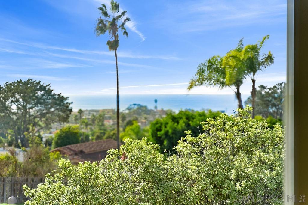 Detail Gallery Image 14 of 21 For 601 N Granados, Solana Beach,  CA 92075 - 3 Beds | 2 Baths