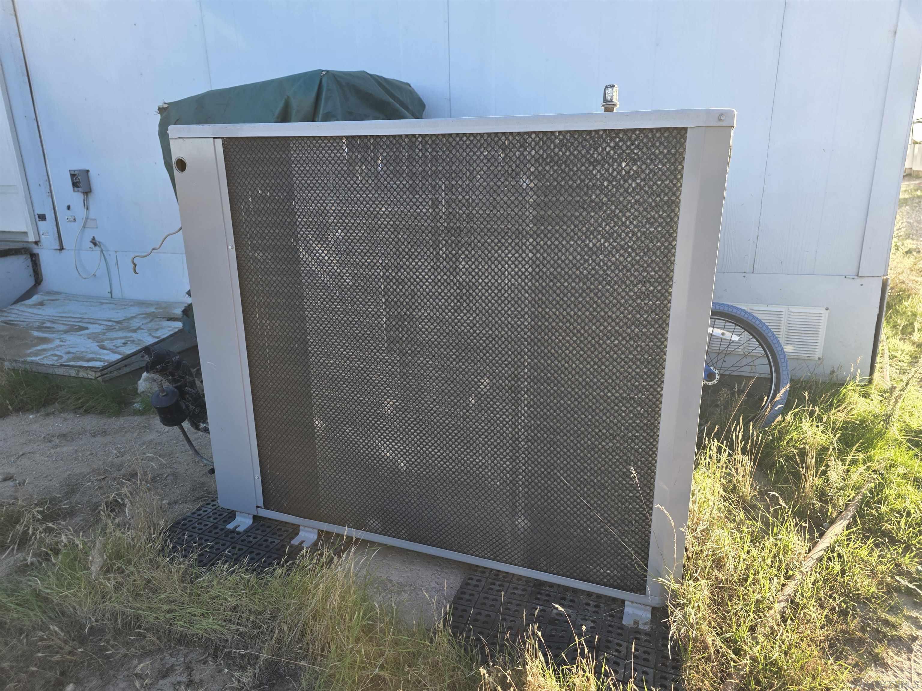 Detail Gallery Image 6 of 10 For 38220  Tierra Real Rd, Boulevard,  CA 91905 - 4 Beds | 2 Baths