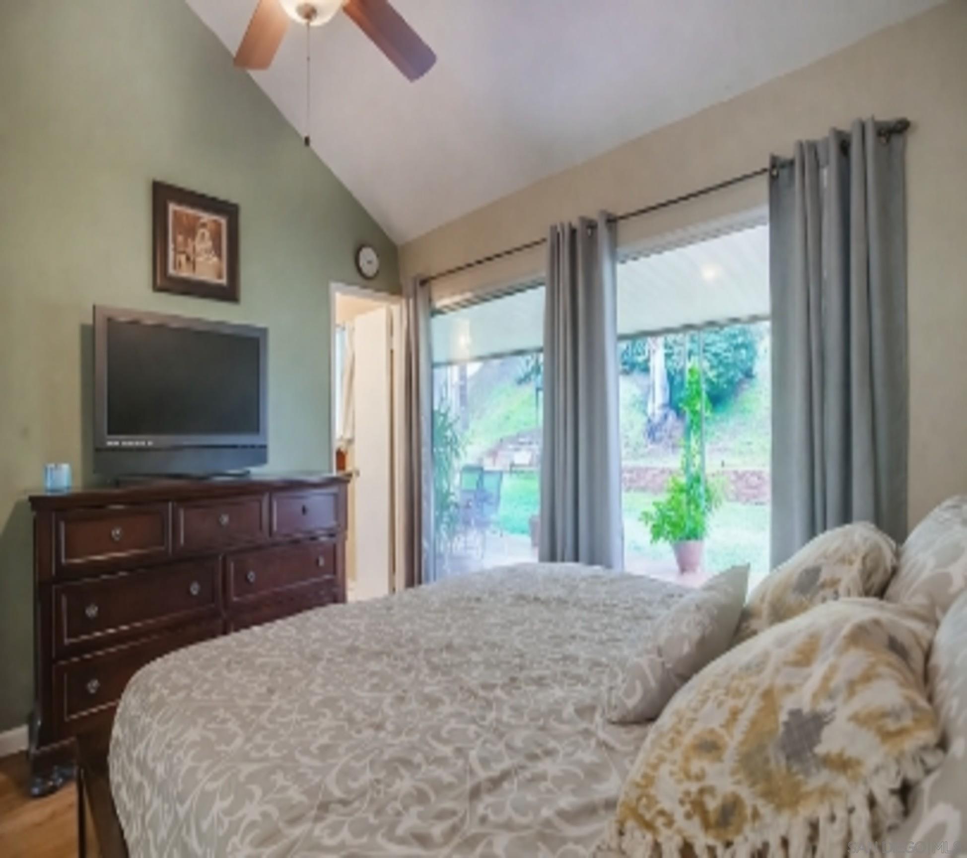 Detail Gallery Image 19 of 22 For 1140  Harding St, Escondido,  CA 92027 - 3 Beds | 2 Baths