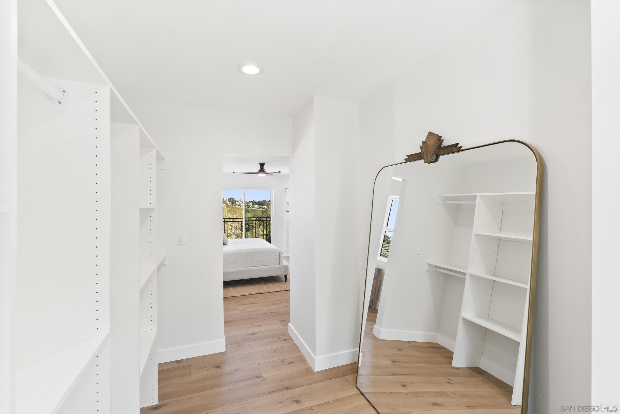 Detail Gallery Image 30 of 72 For 7875  Bellakaren Pl, La Jolla,  CA 92037 - 6 Beds | 4/1 Baths