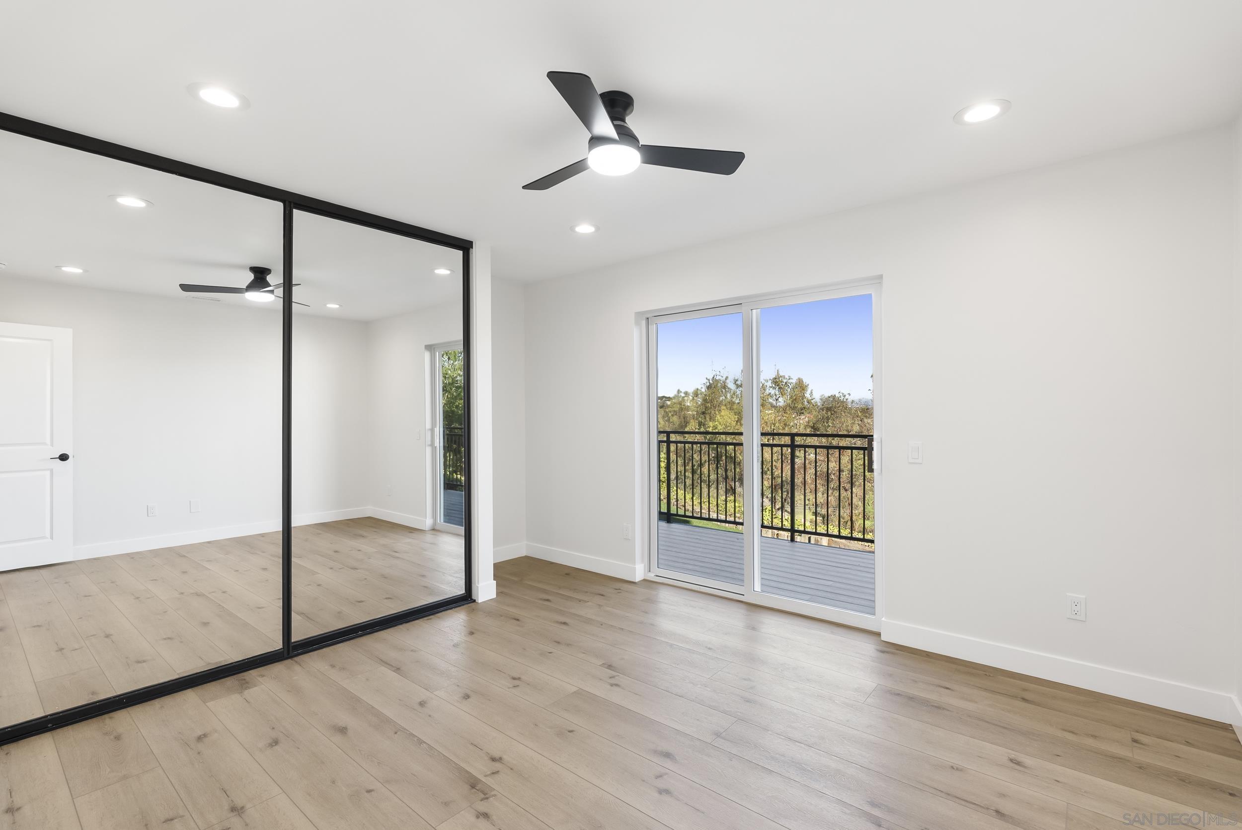 Detail Gallery Image 43 of 72 For 7875  Bellakaren Pl, La Jolla,  CA 92037 - 6 Beds | 4/1 Baths