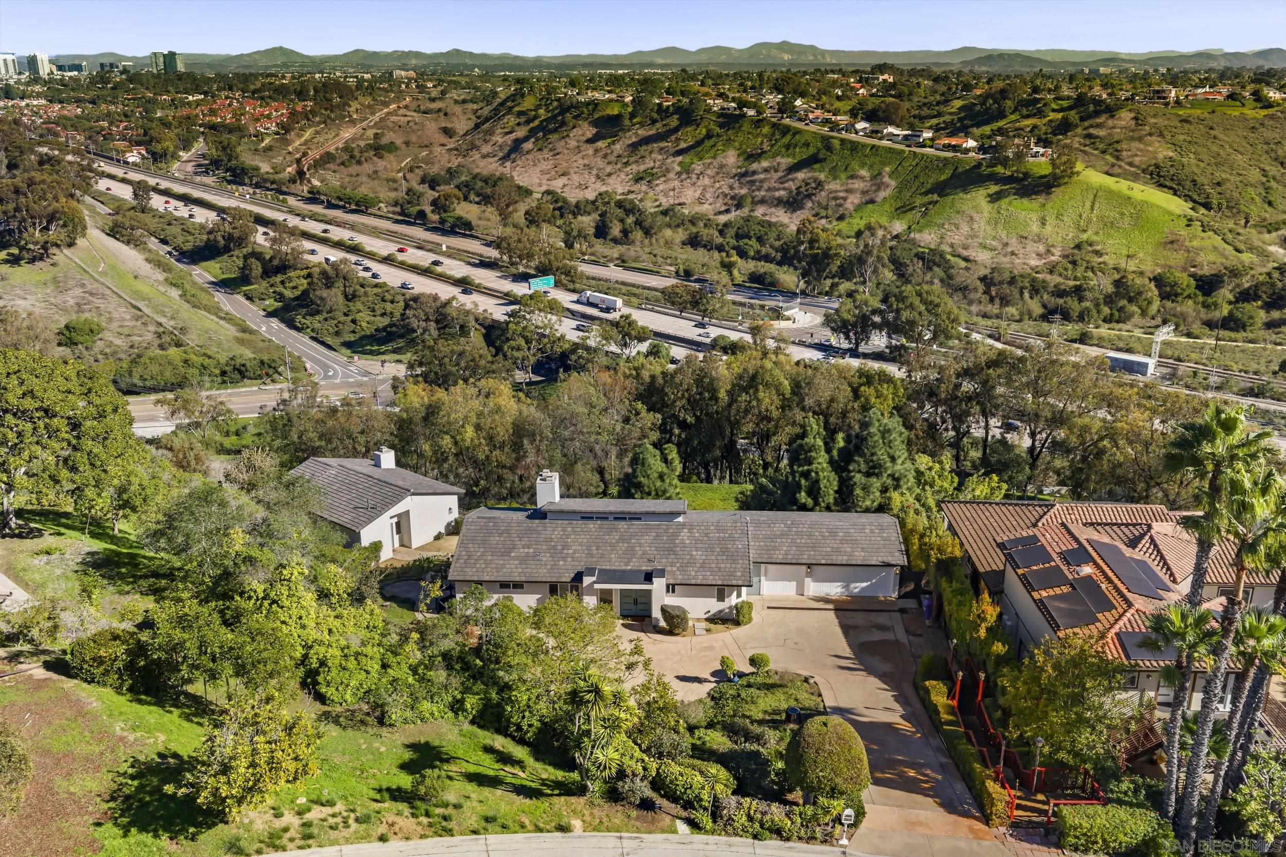 Detail Gallery Image 67 of 72 For 7875  Bellakaren Pl, La Jolla,  CA 92037 - 6 Beds | 4/1 Baths