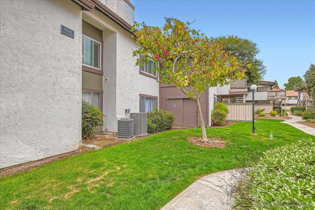 Detail Gallery Image 17 of 23 For 9840  Shirley Gardens Dr  #8,  Santee,  CA 92071 - 2 Beds | 1/1 Baths