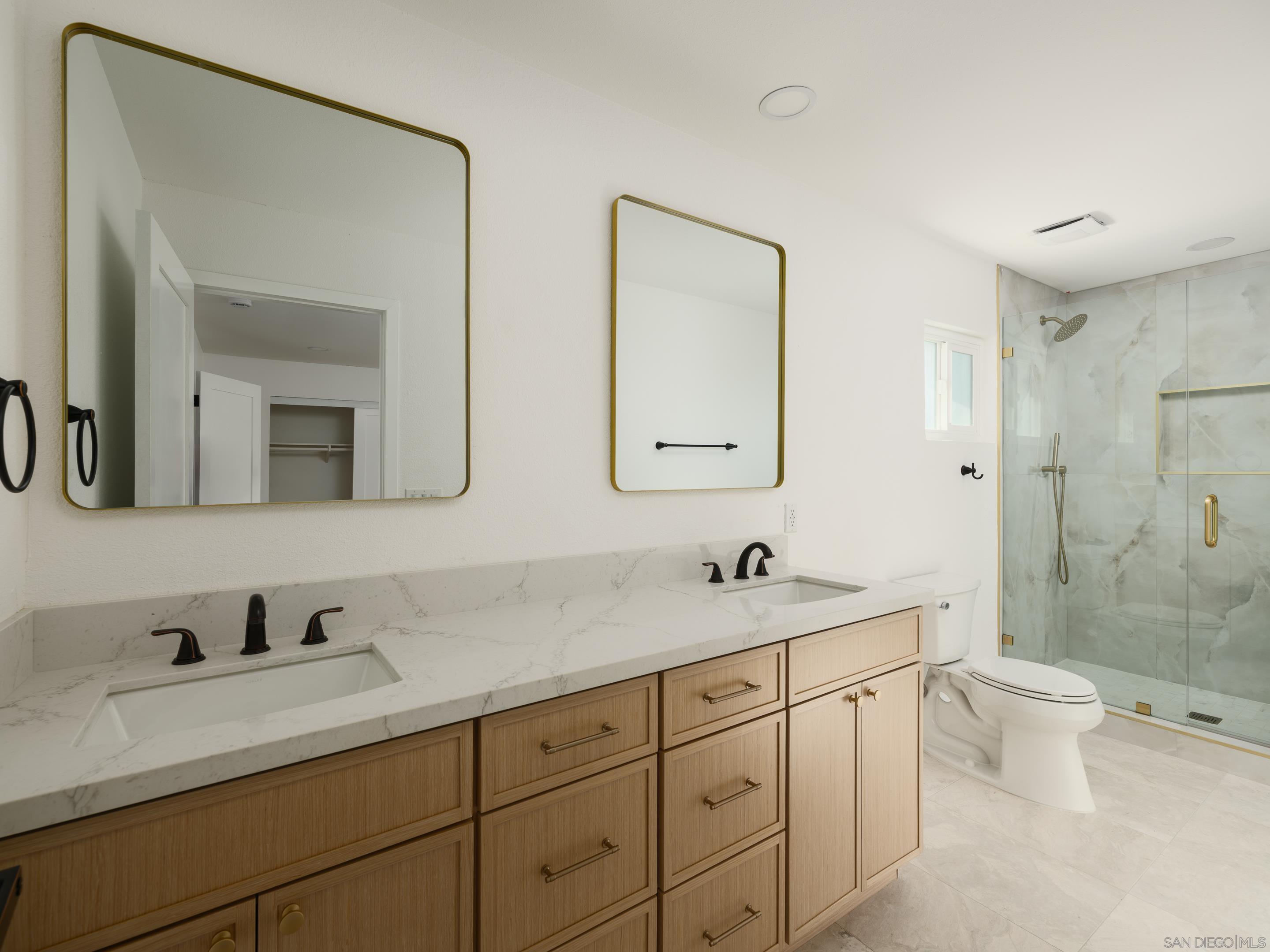 Detail Gallery Image 11 of 23 For 5522  Bloch St, San Diego,  CA 92122 - 4 Beds | 2/1 Baths