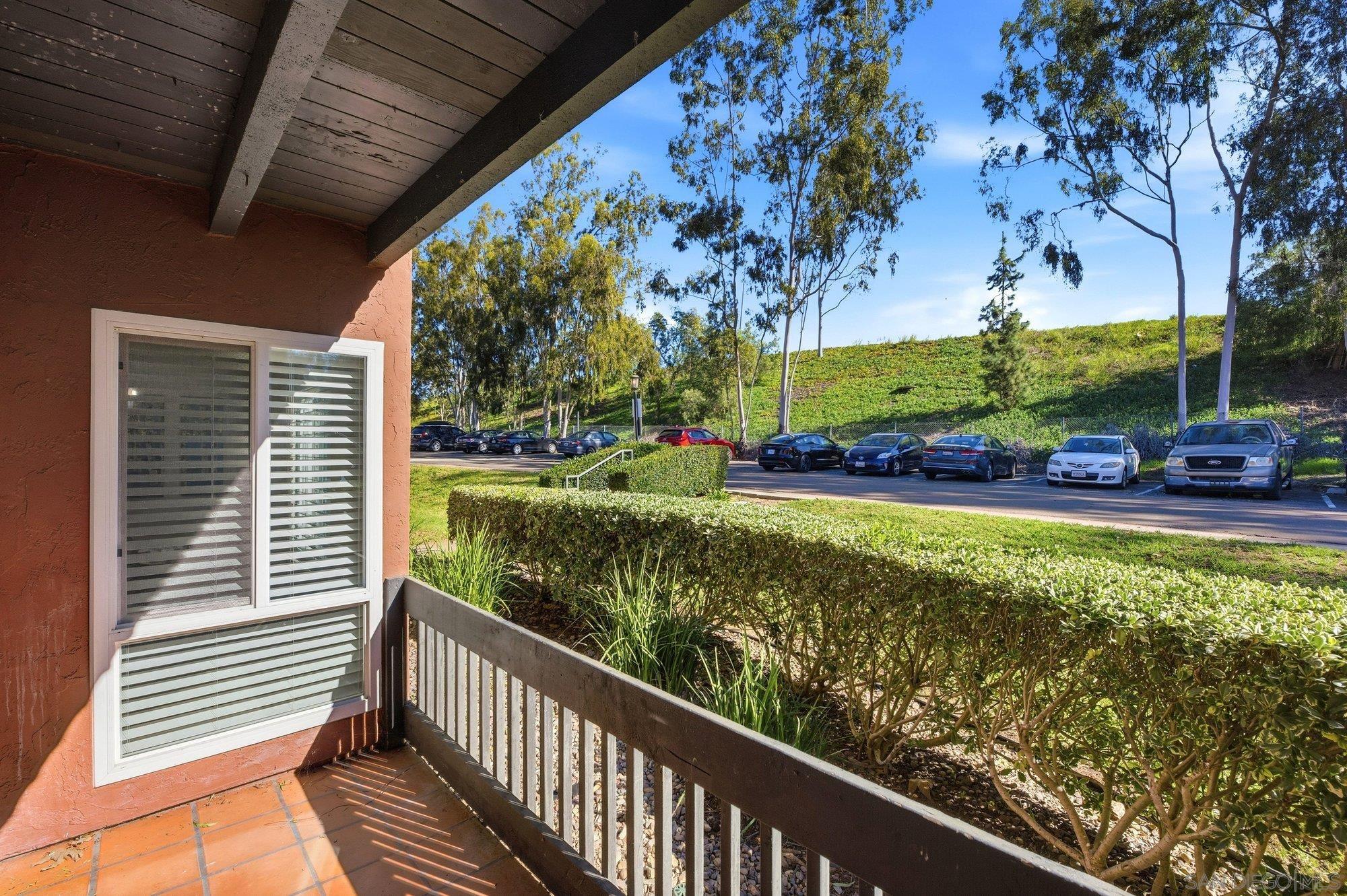Detail Gallery Image 21 of 23 For 17131 W Bernardo Dr  #102,  San Diego,  CA 92127 - 3 Beds | 2 Baths