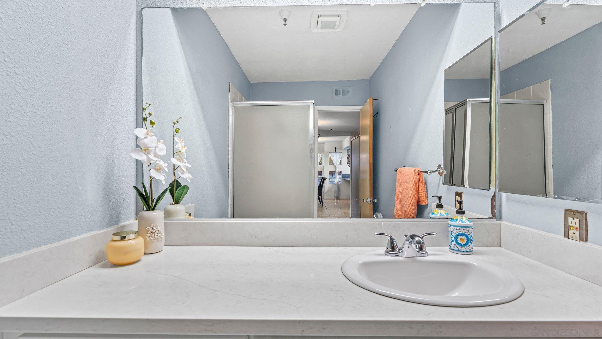 Detail Gallery Image 11 of 36 For 3606  1st Ave  #106,  San Diego,  CA 92103 - 2 Beds | 2 Baths