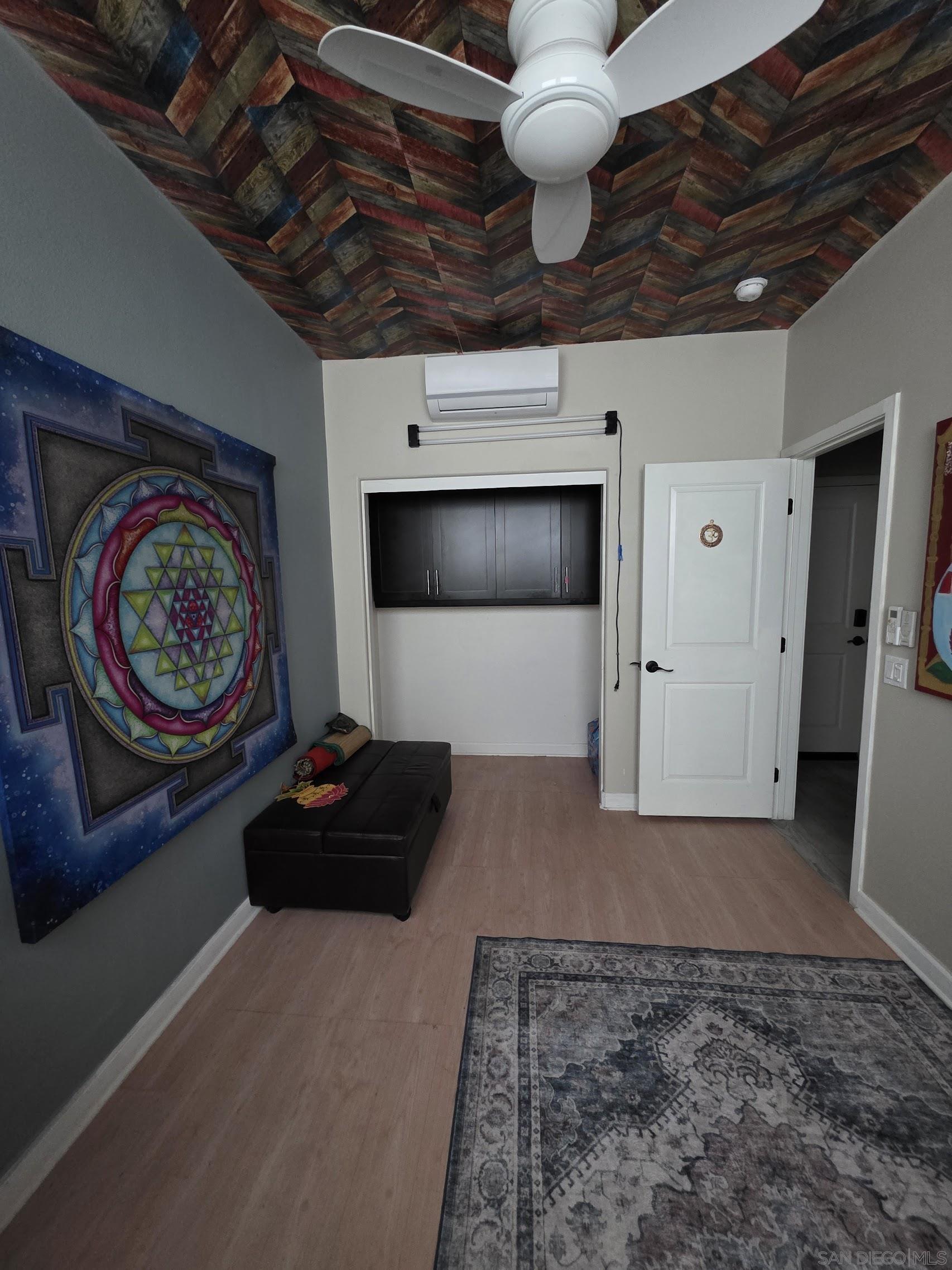 Detail Gallery Image 16 of 37 For 16755  Coyote Bush Dr  93, San Diego,  CA 92127 - 3 Beds | 3 Baths