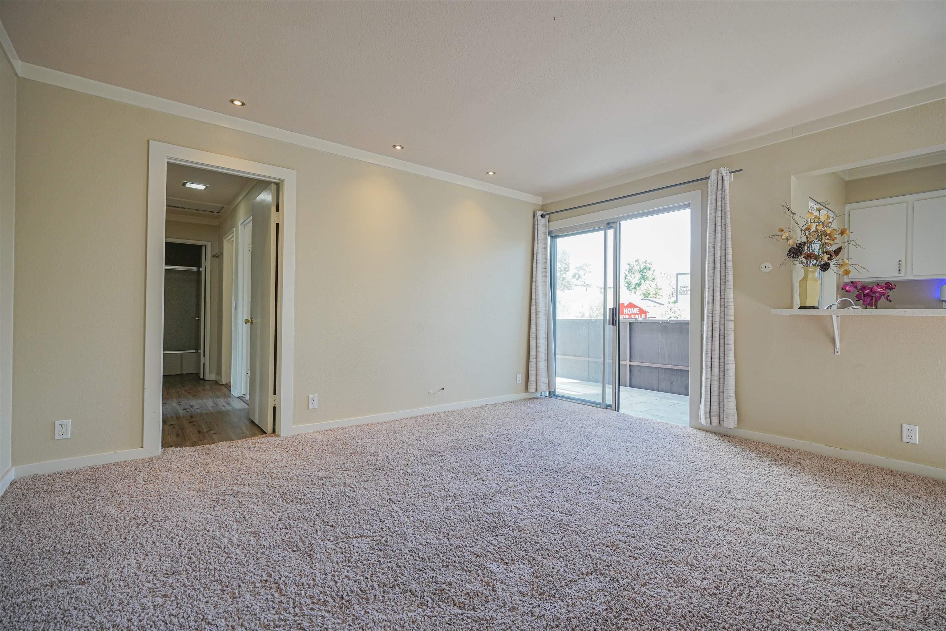 Detail Gallery Image 9 of 17 For 8009  Caminito De Pizza  #H,  San Diego,  CA 92108 - 2 Beds | 1 Baths