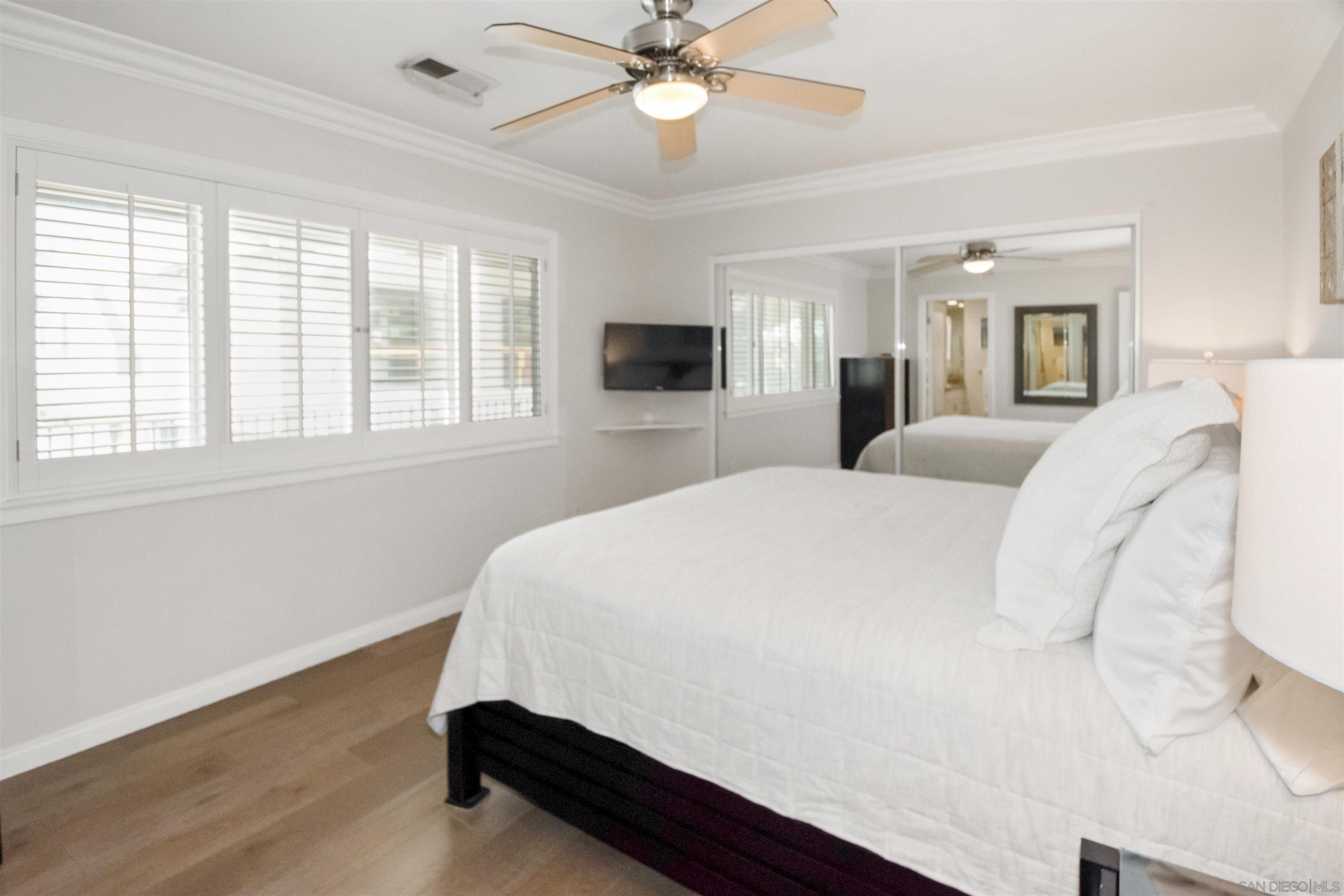 Detail Gallery Image 15 of 28 For 1052  Isabella Avenue  E, Coronado,  CA 92118 - 3 Beds | 2 Baths