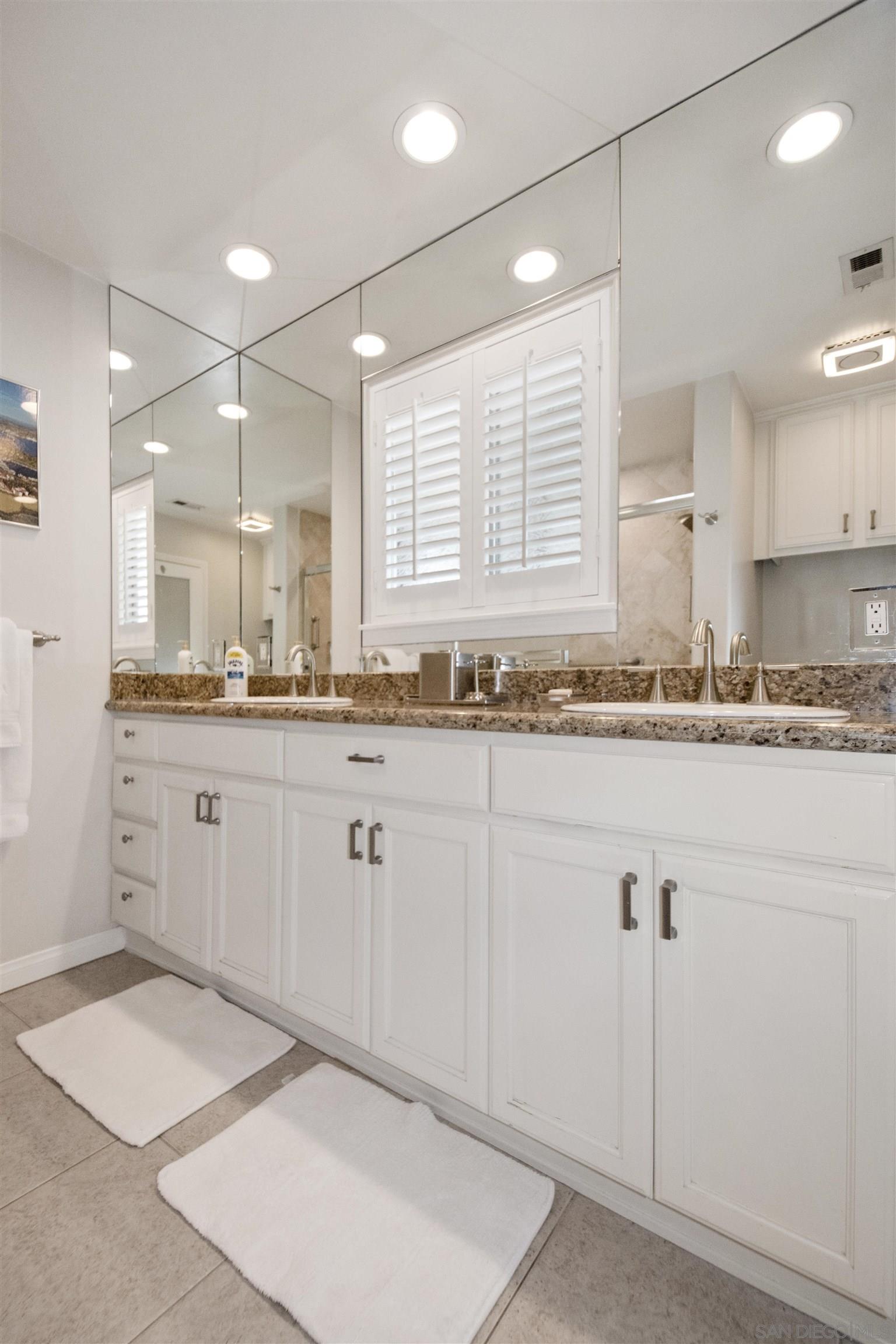 Detail Gallery Image 20 of 28 For 1052  Isabella Avenue  E, Coronado,  CA 92118 - 3 Beds | 2 Baths