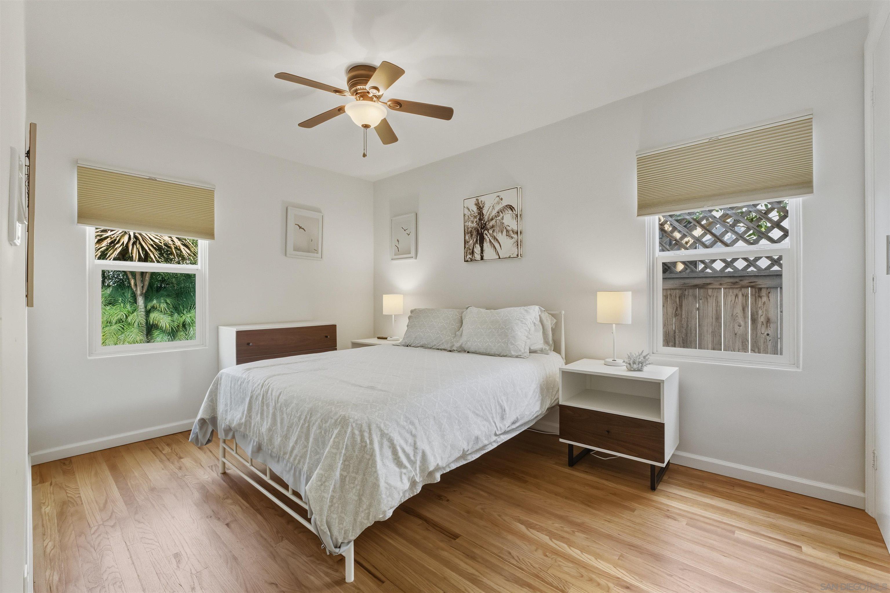 Detail Gallery Image 16 of 55 For 1066-68  Emerald St, San Diego,  CA 92109 - – Beds | – Baths