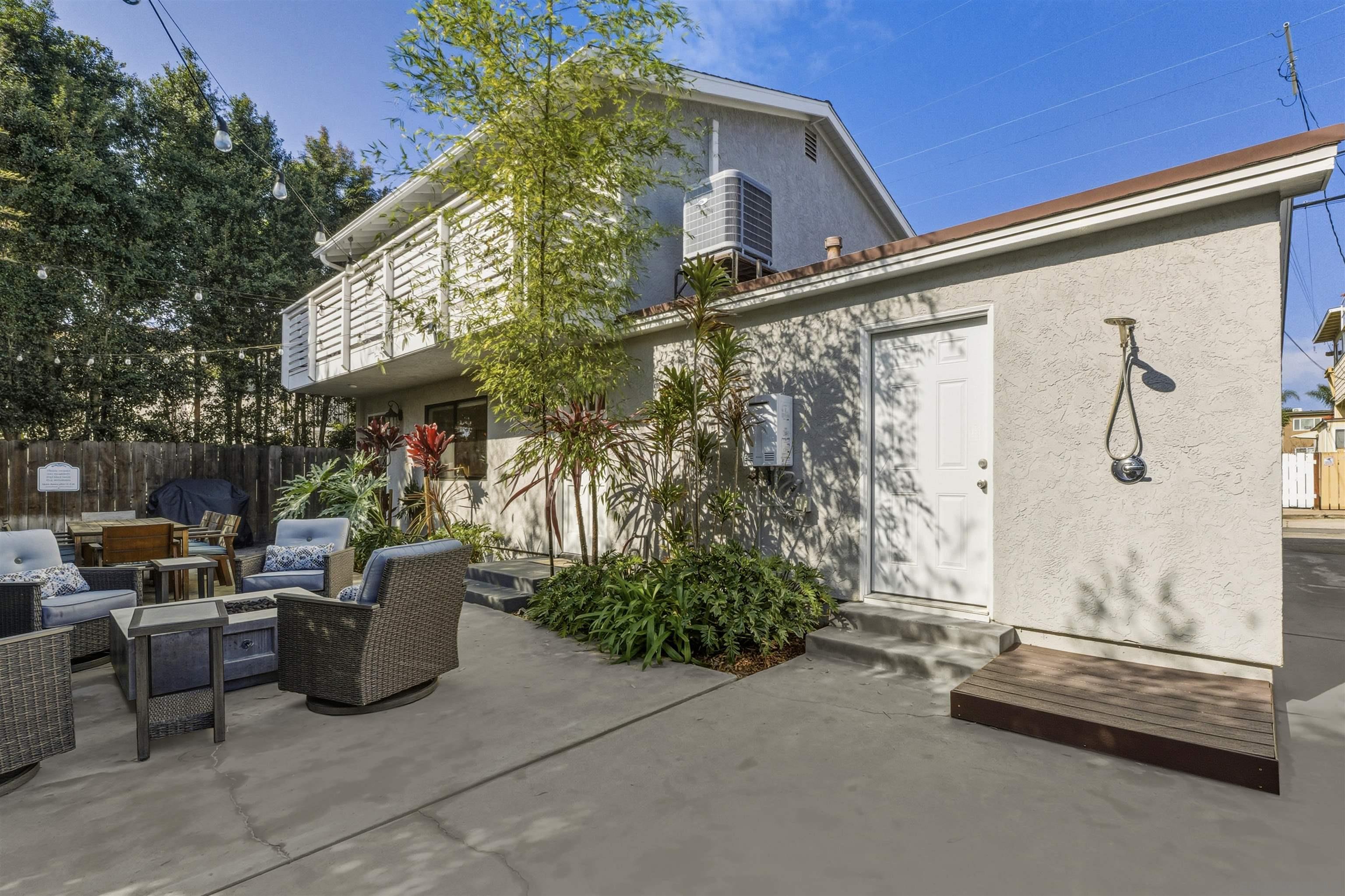 Detail Gallery Image 29 of 55 For 1066-68  Emerald St, San Diego,  CA 92109 - – Beds | – Baths