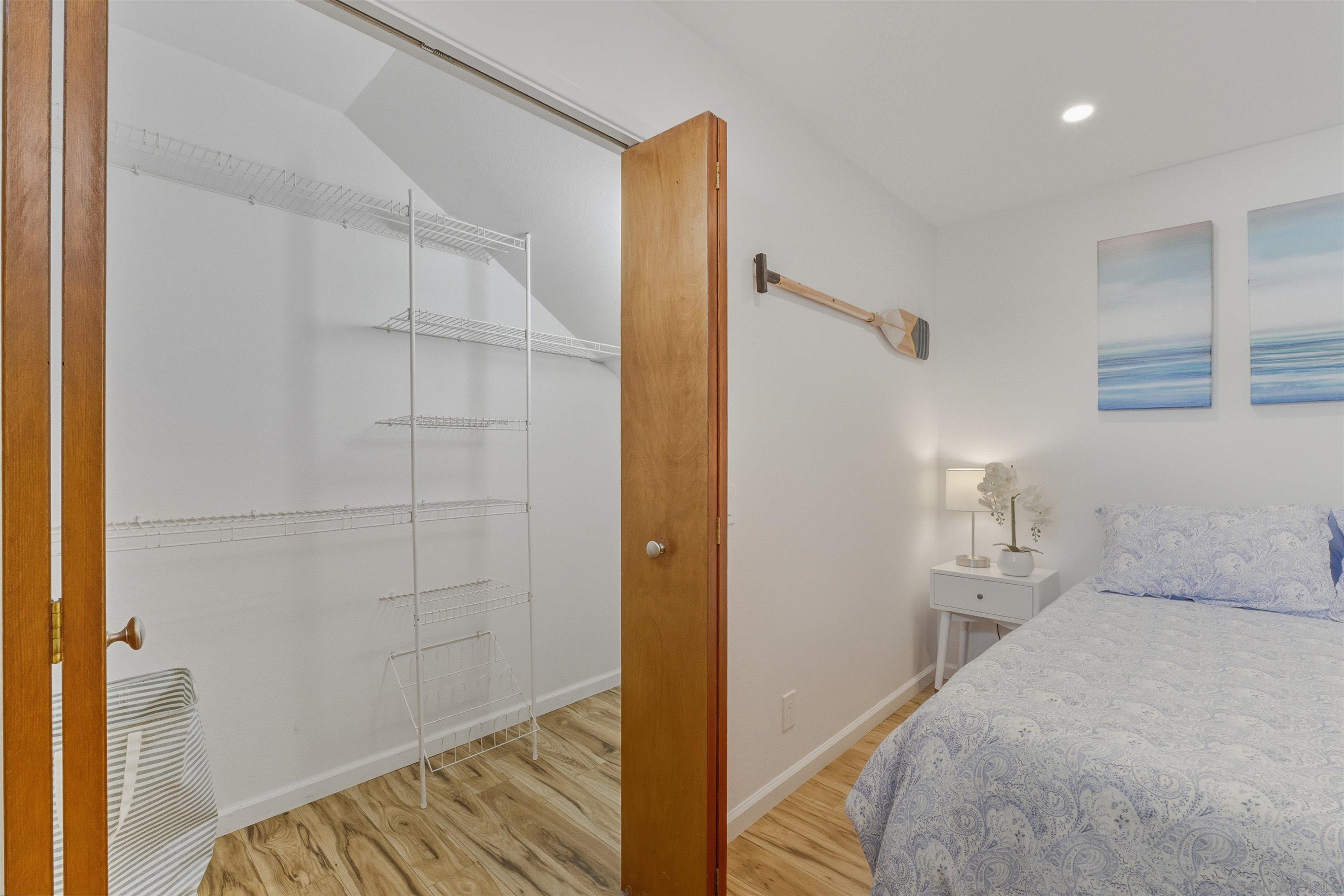 Detail Gallery Image 38 of 55 For 1066-68  Emerald St, San Diego,  CA 92109 - – Beds | – Baths