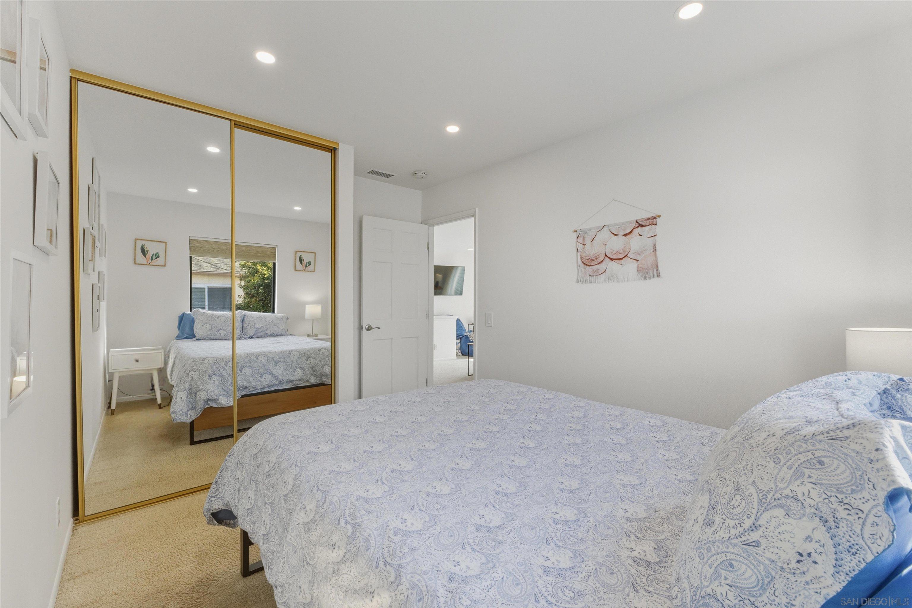 Detail Gallery Image 47 of 55 For 1066-68  Emerald St, San Diego,  CA 92109 - – Beds | – Baths