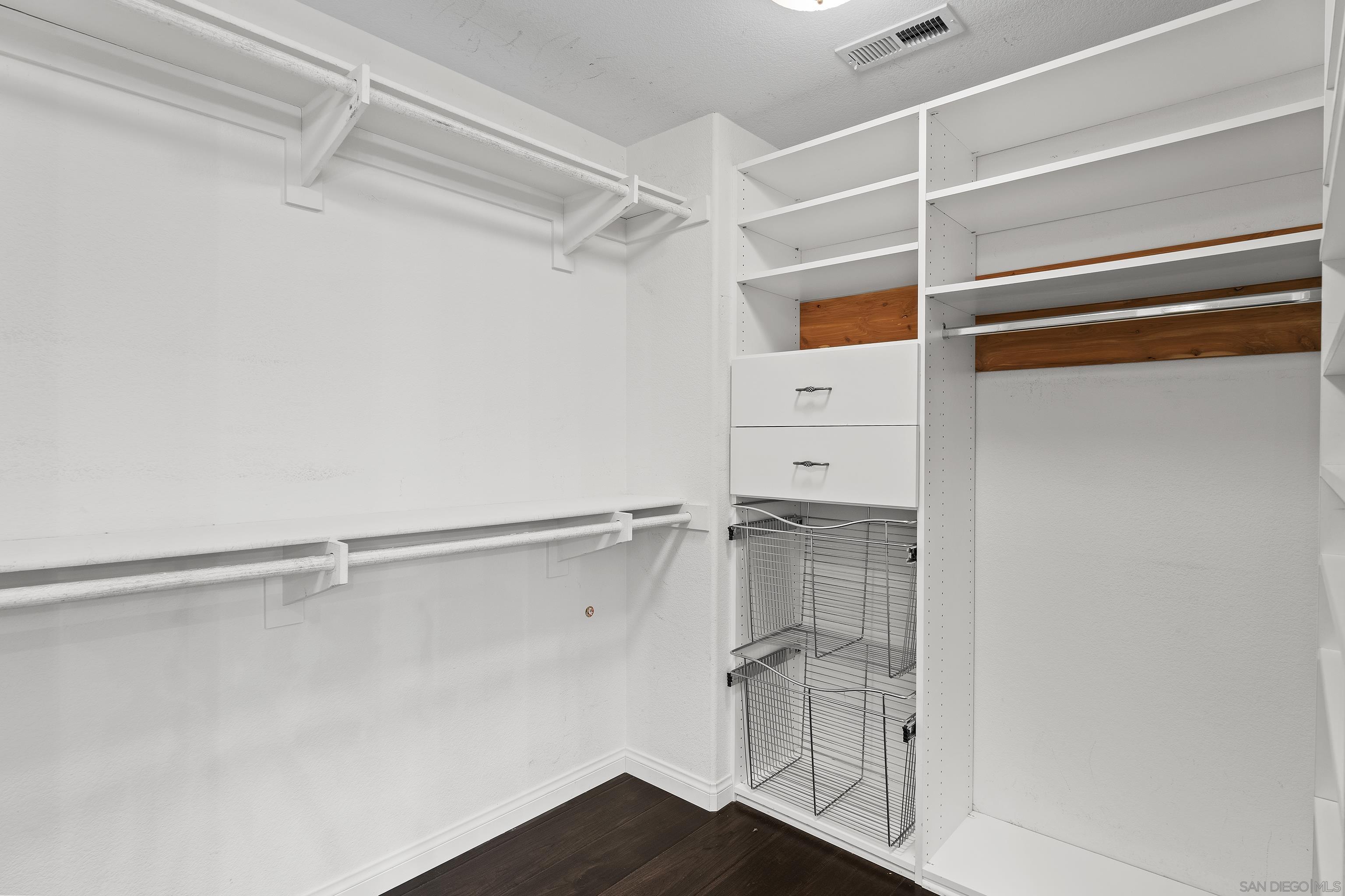 Detail Gallery Image 18 of 36 For 576  Samuel Court, Encinitas,  CA 92024 - 5 Beds | 4 Baths