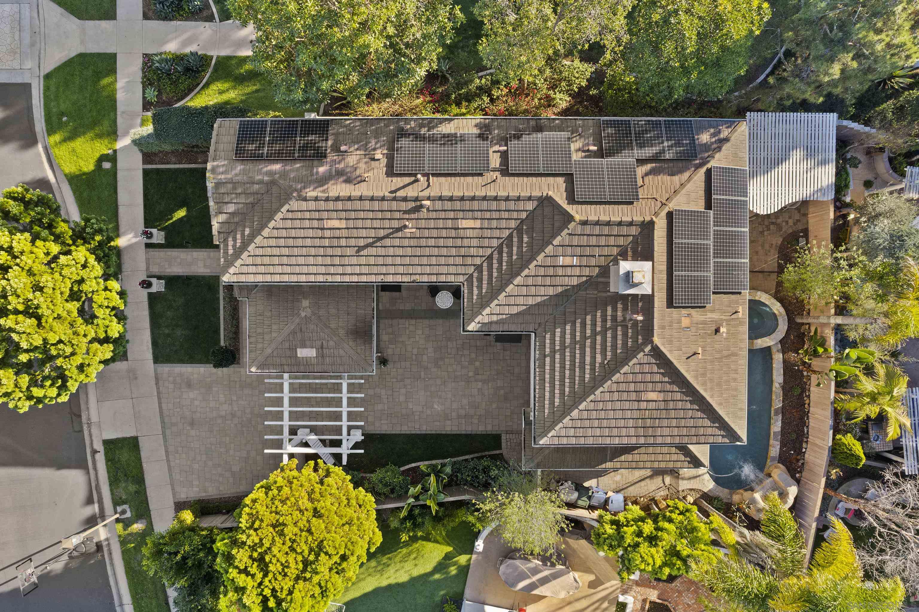 Detail Gallery Image 34 of 36 For 576  Samuel Court, Encinitas,  CA 92024 - 5 Beds | 4 Baths