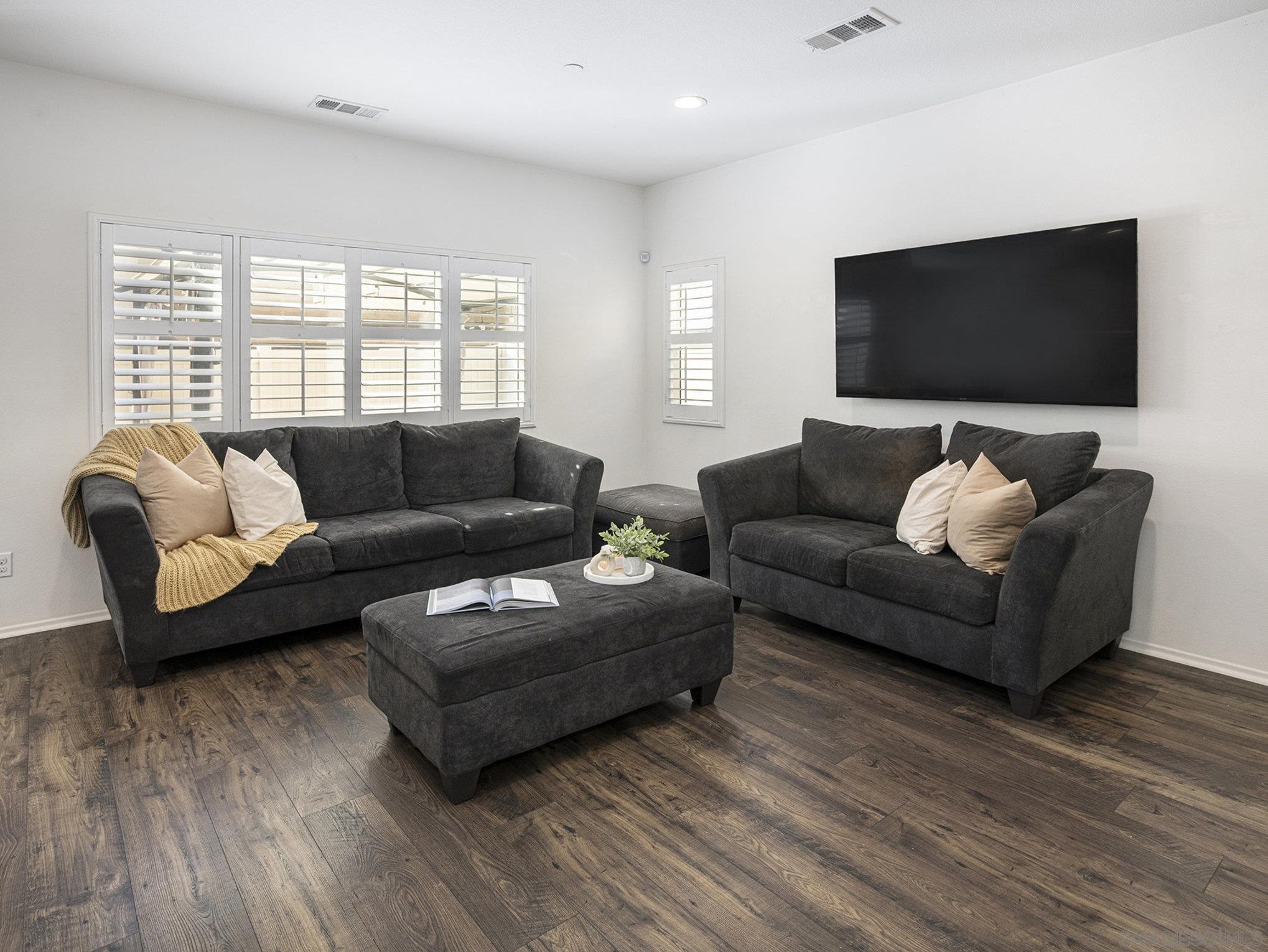 Detail Gallery Image 6 of 31 For 35406  Brown Galloway Ln, Fallbrook,  CA 92028 - 3 Beds | 2/1 Baths