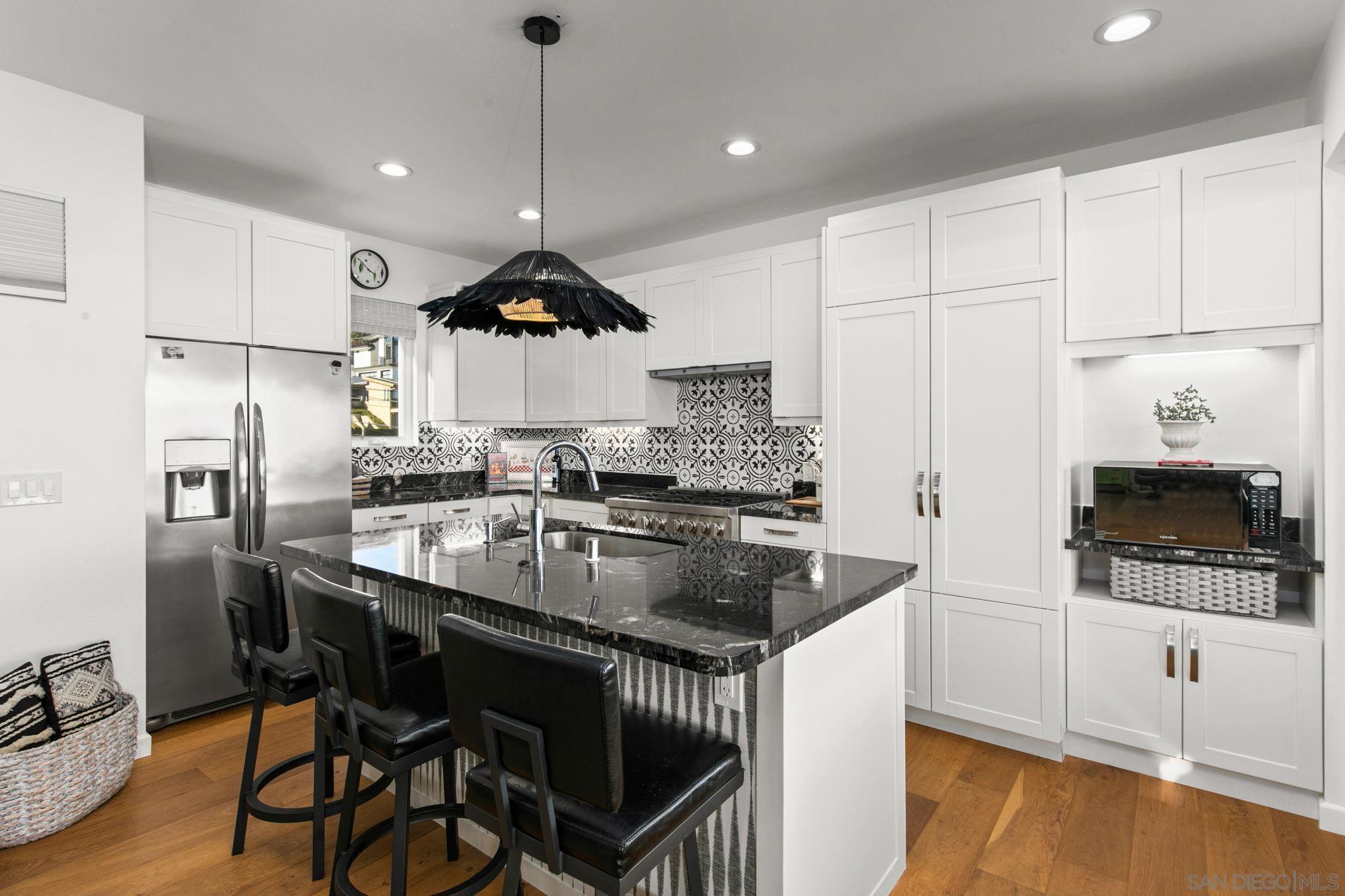 Detail Gallery Image 40 of 58 For 1525  Willow St, San Diego,  CA 92106 - 4 Beds | 4 Baths