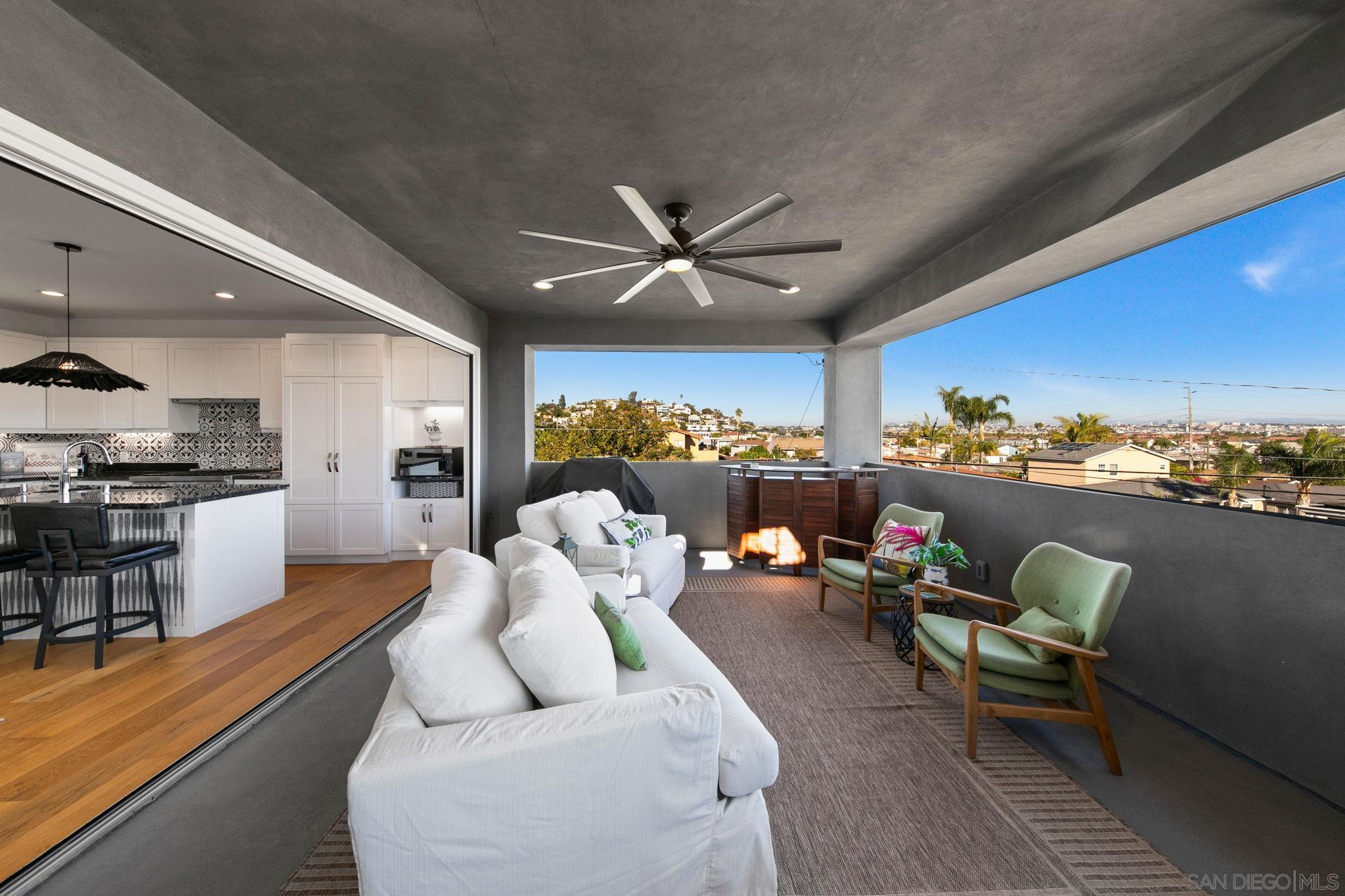 Detail Gallery Image 43 of 58 For 1525  Willow St, San Diego,  CA 92106 - 4 Beds | 4 Baths