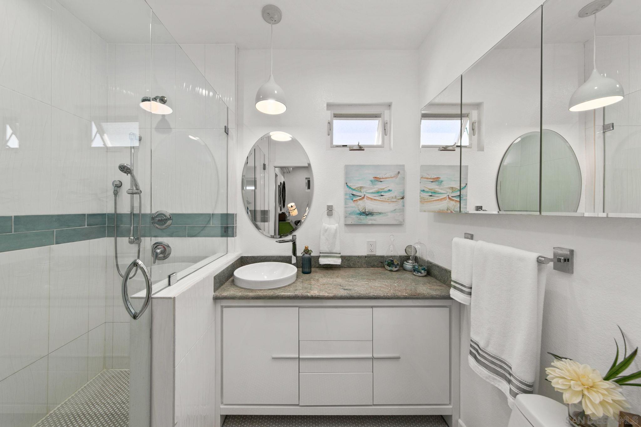 Detail Gallery Image 50 of 58 For 1525  Willow St, San Diego,  CA 92106 - 4 Beds | 4 Baths