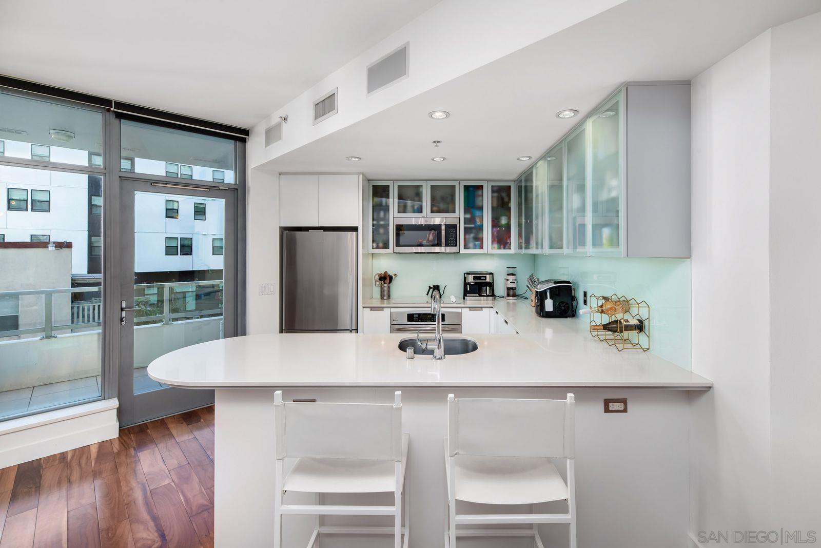 Front Image Thumbnail for SD260001535