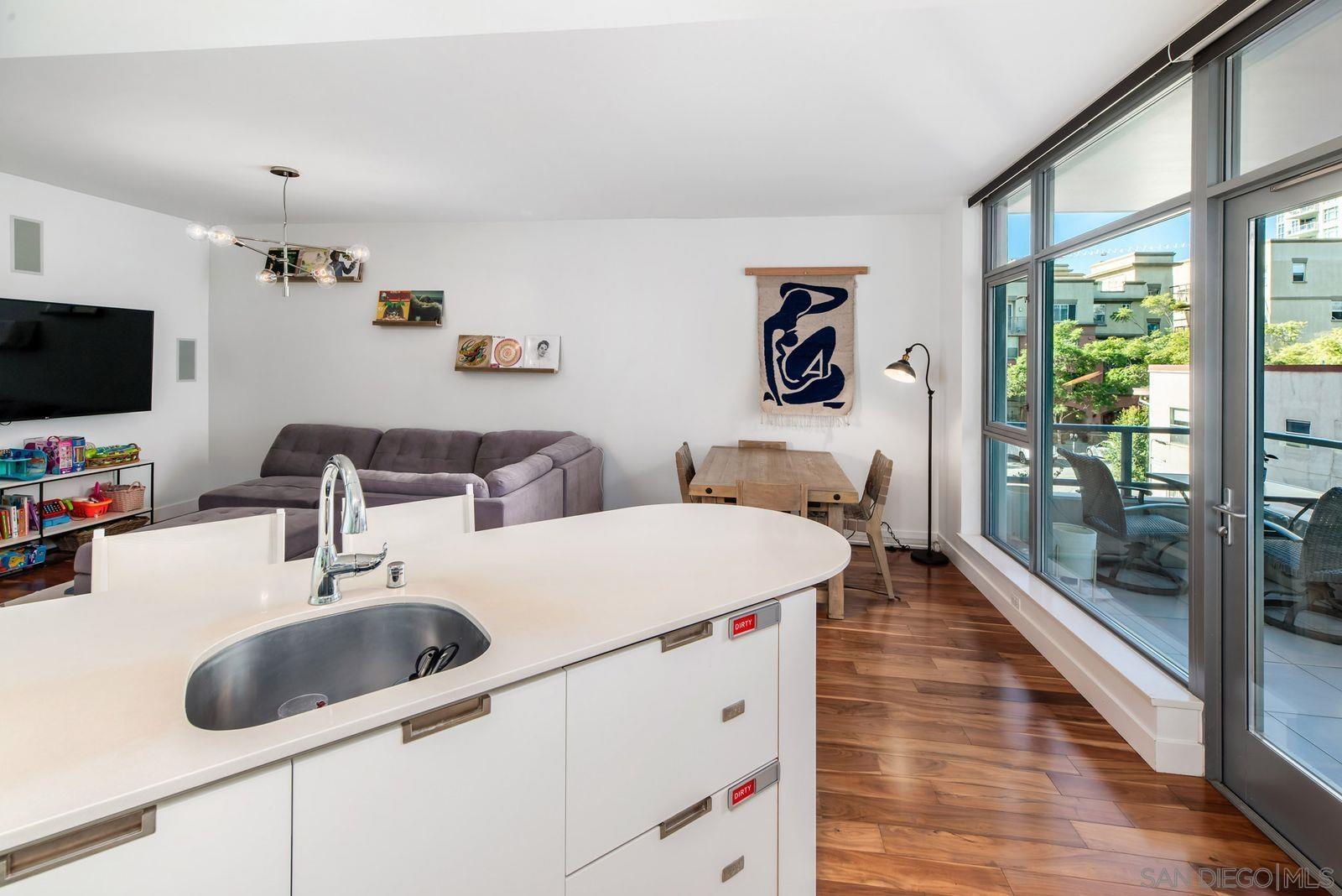 Detail Gallery Image 6 of 24 For 1441  9th Ave  #301,  San Diego,  CA 92101 - 2 Beds | 2 Baths