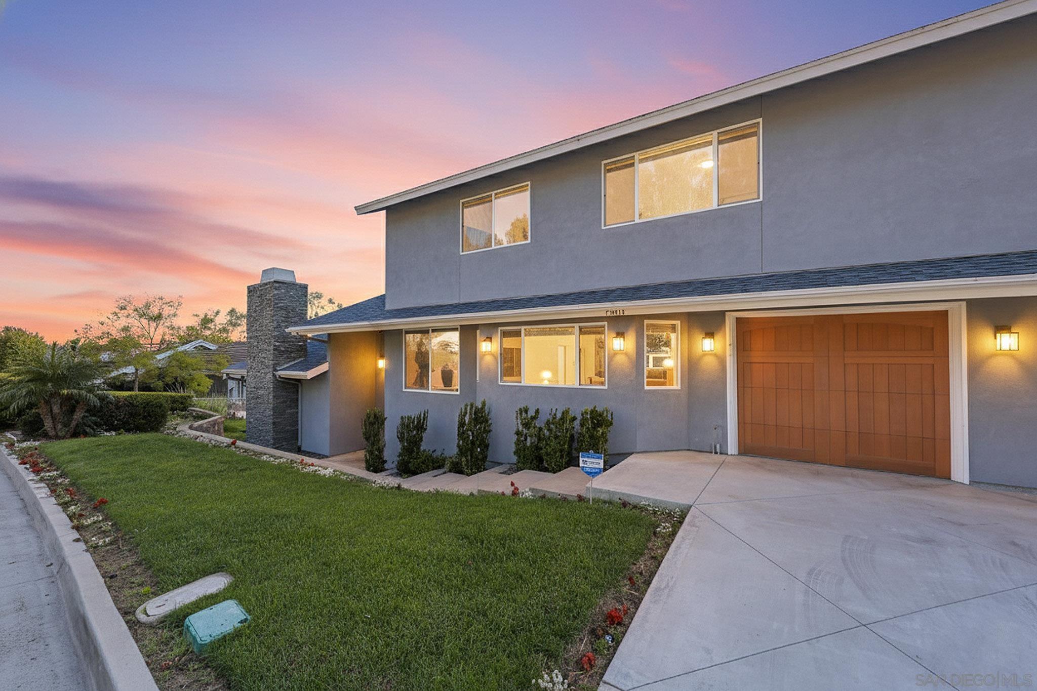 Detail Gallery Image 3 of 50 For 7901  Avenida Kirjah, La Jolla,  CA 92037 - 6 Beds | 6/1 Baths