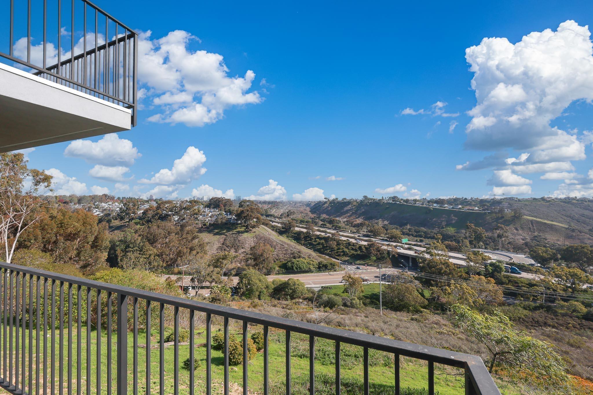 Detail Gallery Image 41 of 50 For 7901  Avenida Kirjah, La Jolla,  CA 92037 - 6 Beds | 6/1 Baths