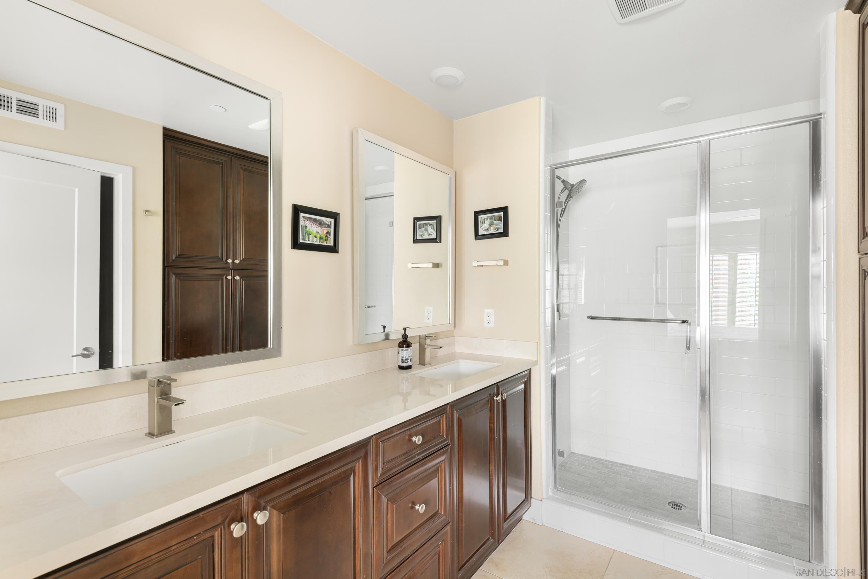 Detail Gallery Image 18 of 34 For 2406  Torrey Pines Rd  #152,  La Jolla,  CA 92037 - 3 Beds | 2/1 Baths