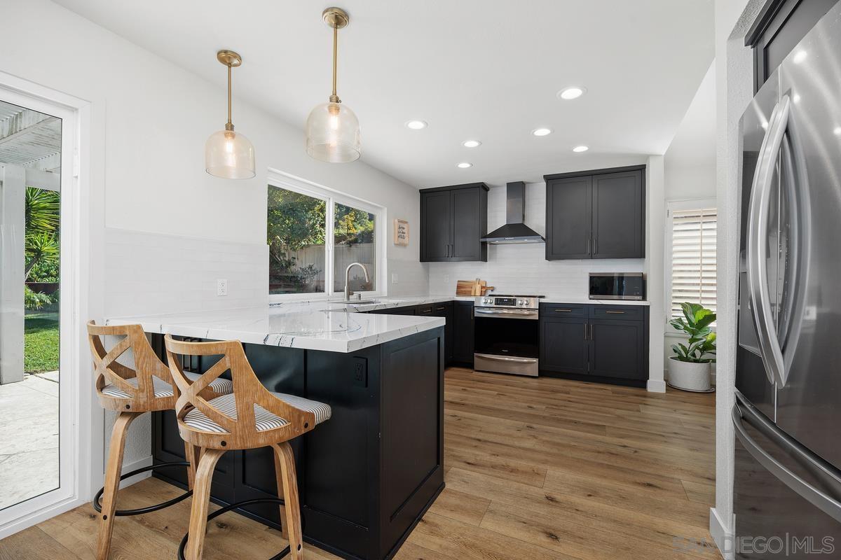 Detail Gallery Image 11 of 34 For 2216  Recodo Ct, Carlsbad,  CA 92009 - 4 Beds | 3 Baths