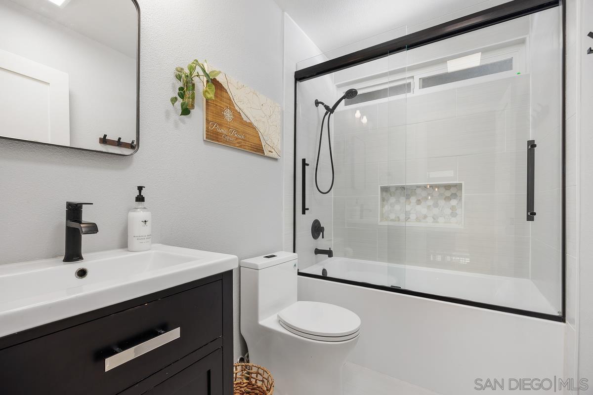 Detail Gallery Image 24 of 34 For 2216  Recodo Ct, Carlsbad,  CA 92009 - 4 Beds | 3 Baths