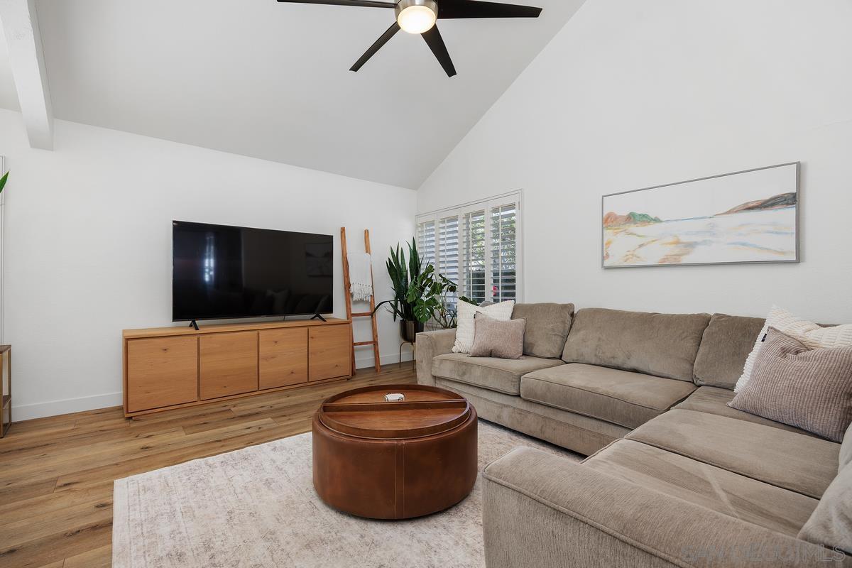 Detail Gallery Image 7 of 34 For 2216  Recodo Ct, Carlsbad,  CA 92009 - 4 Beds | 3 Baths