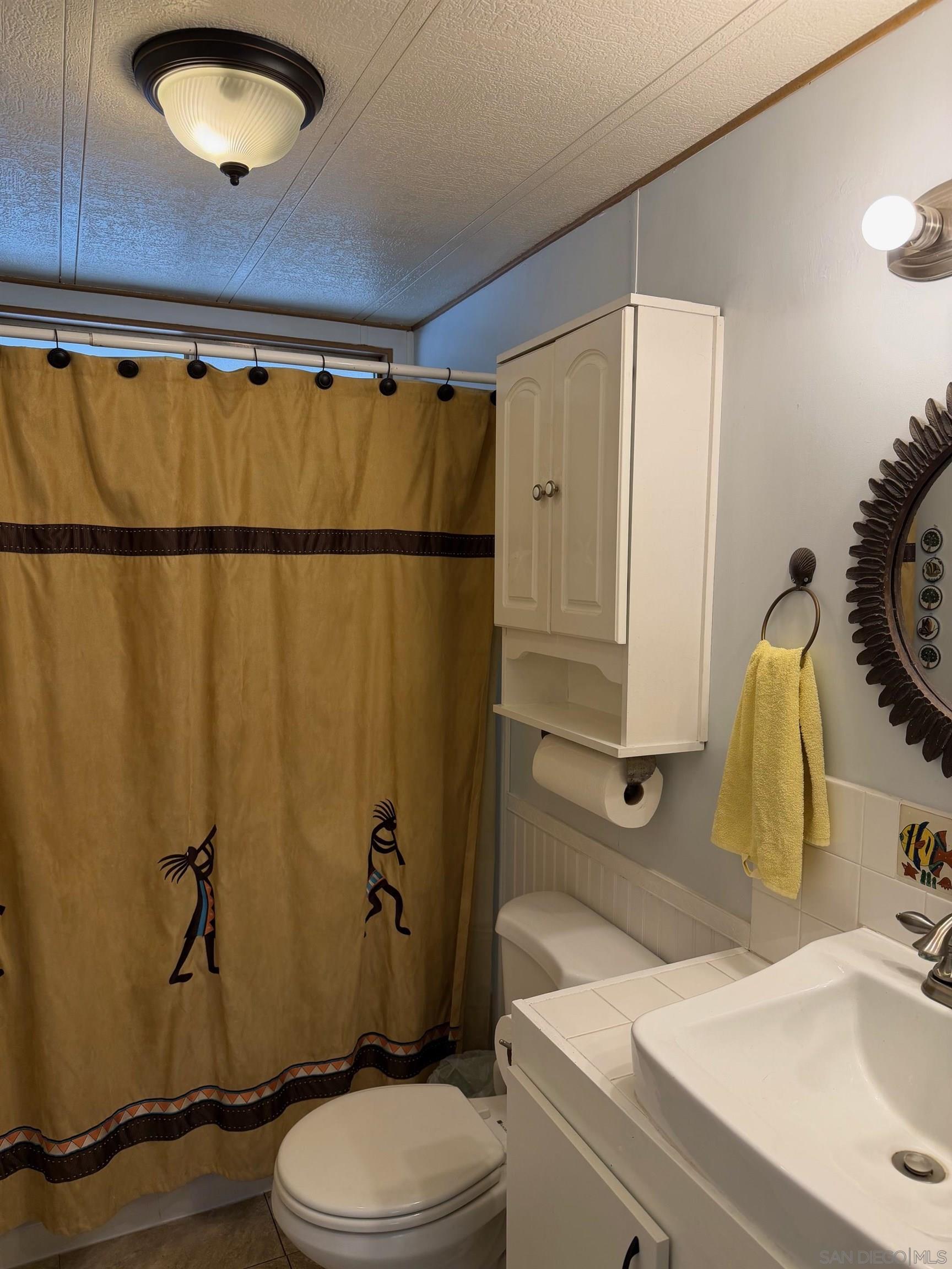 Detail Gallery Image 13 of 21 For 4886  Old Cliffs Rd, San Diego,  CA 92120 - 2 Beds | 2 Baths