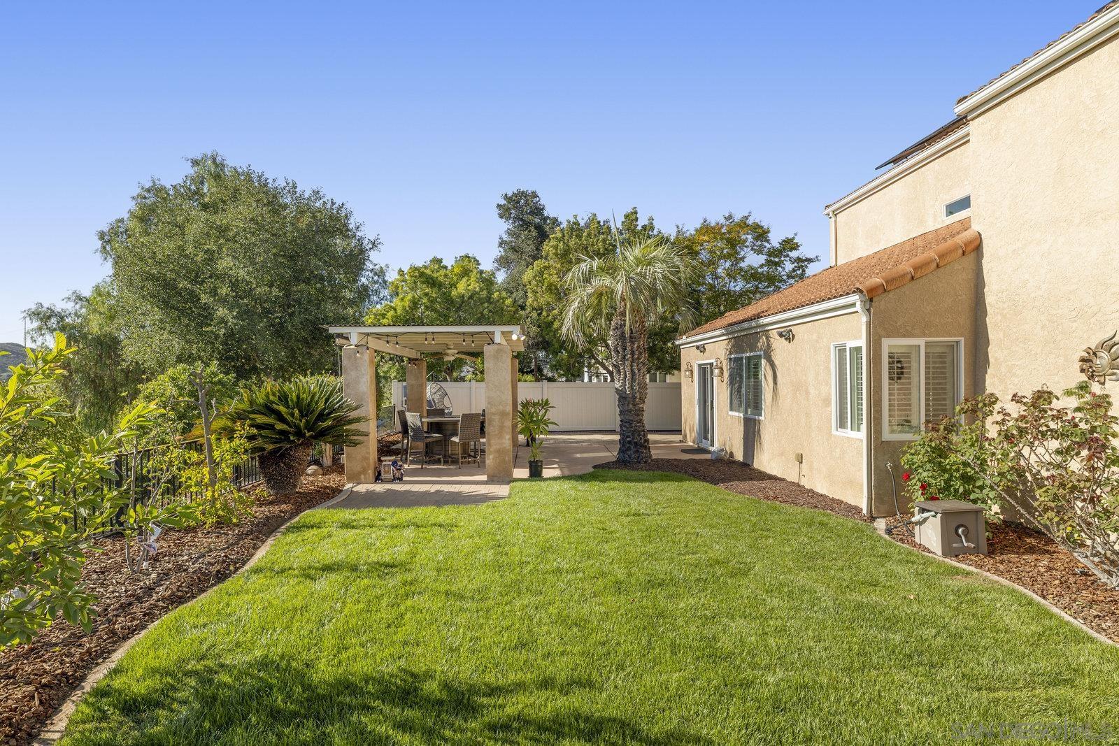 Detail Gallery Image 35 of 54 For 11409  Duenda Rd, San Diego,  CA 92127 - 4 Beds | 2/1 Baths