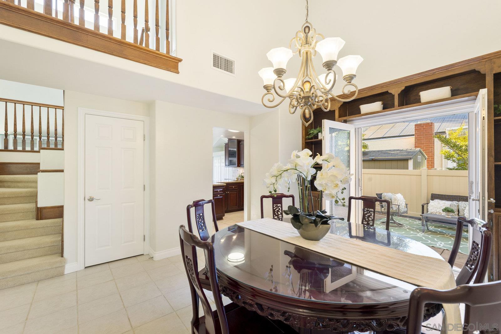 Detail Gallery Image 6 of 54 For 11409  Duenda Rd, San Diego,  CA 92127 - 4 Beds | 2/1 Baths